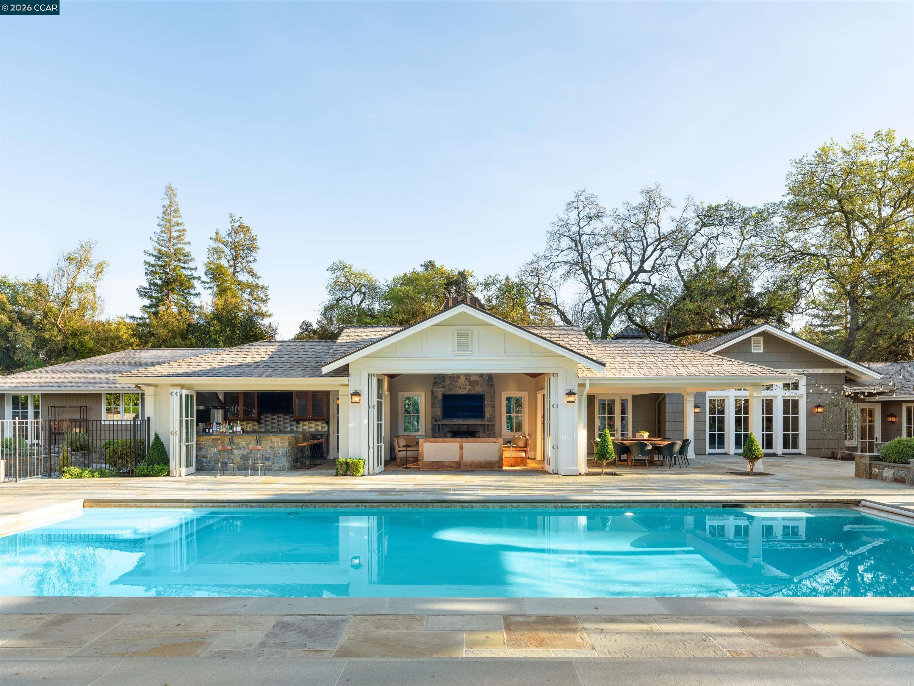 Detail Gallery Image 34 of 41 For Calle Arroyo, Diablo,  CA 94528 - 5 Beds | 7/2 Baths