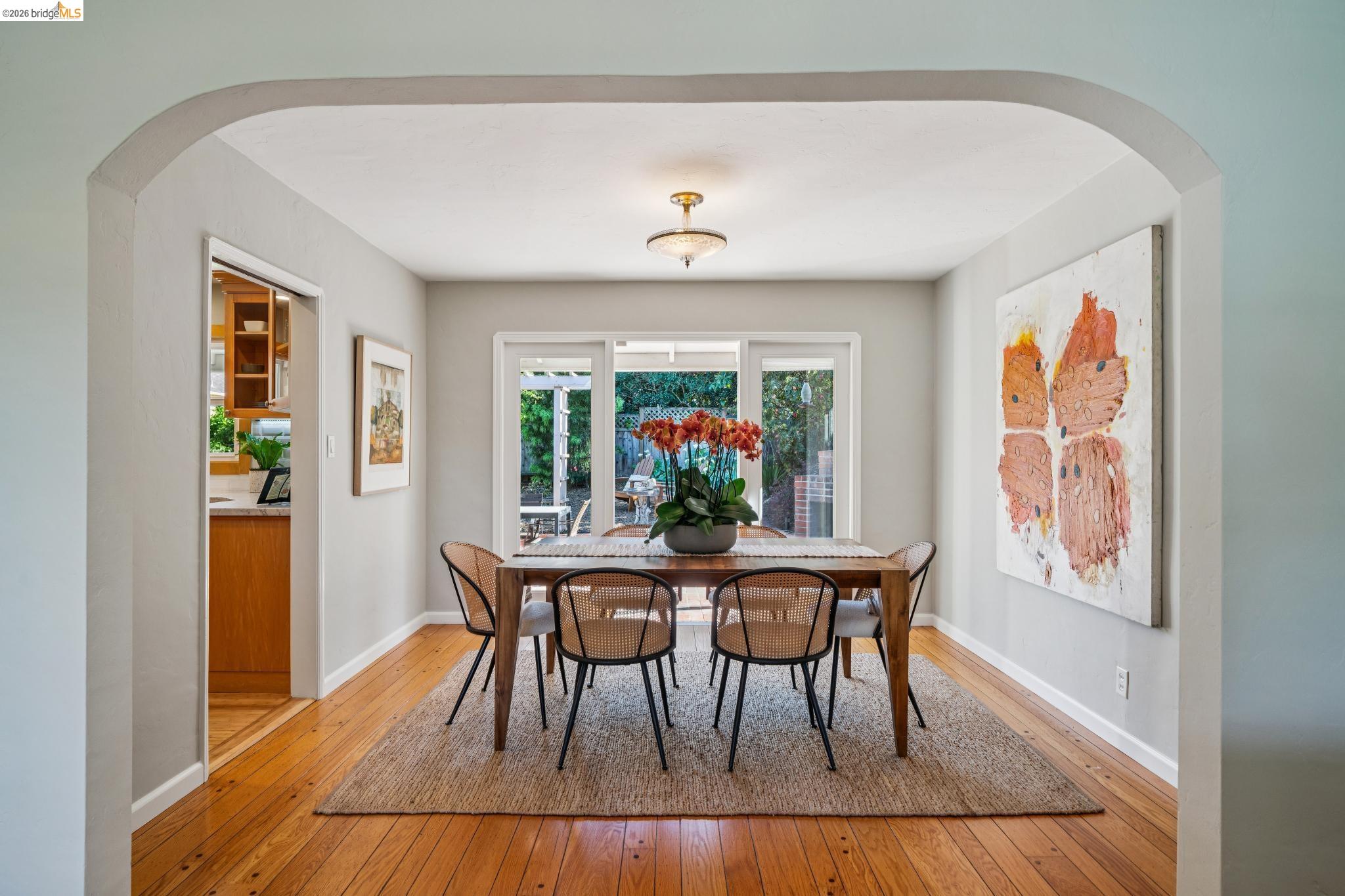 Detail Gallery Image 12 of 50 For 5830 Sutter Ave, Richmond,  CA 94804 - 3 Beds | 2 Baths