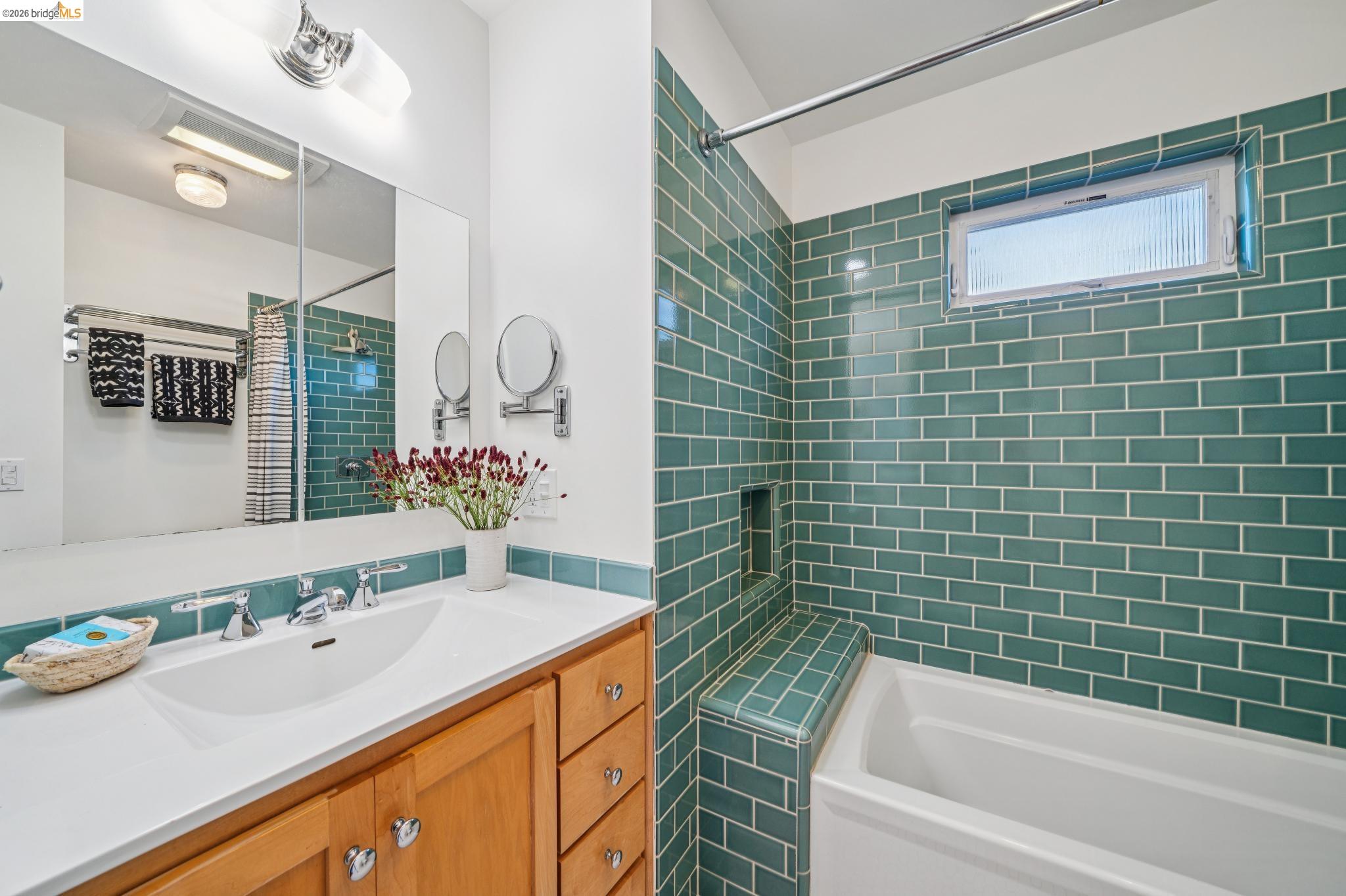Detail Gallery Image 24 of 50 For 5830 Sutter Ave, Richmond,  CA 94804 - 3 Beds | 2 Baths