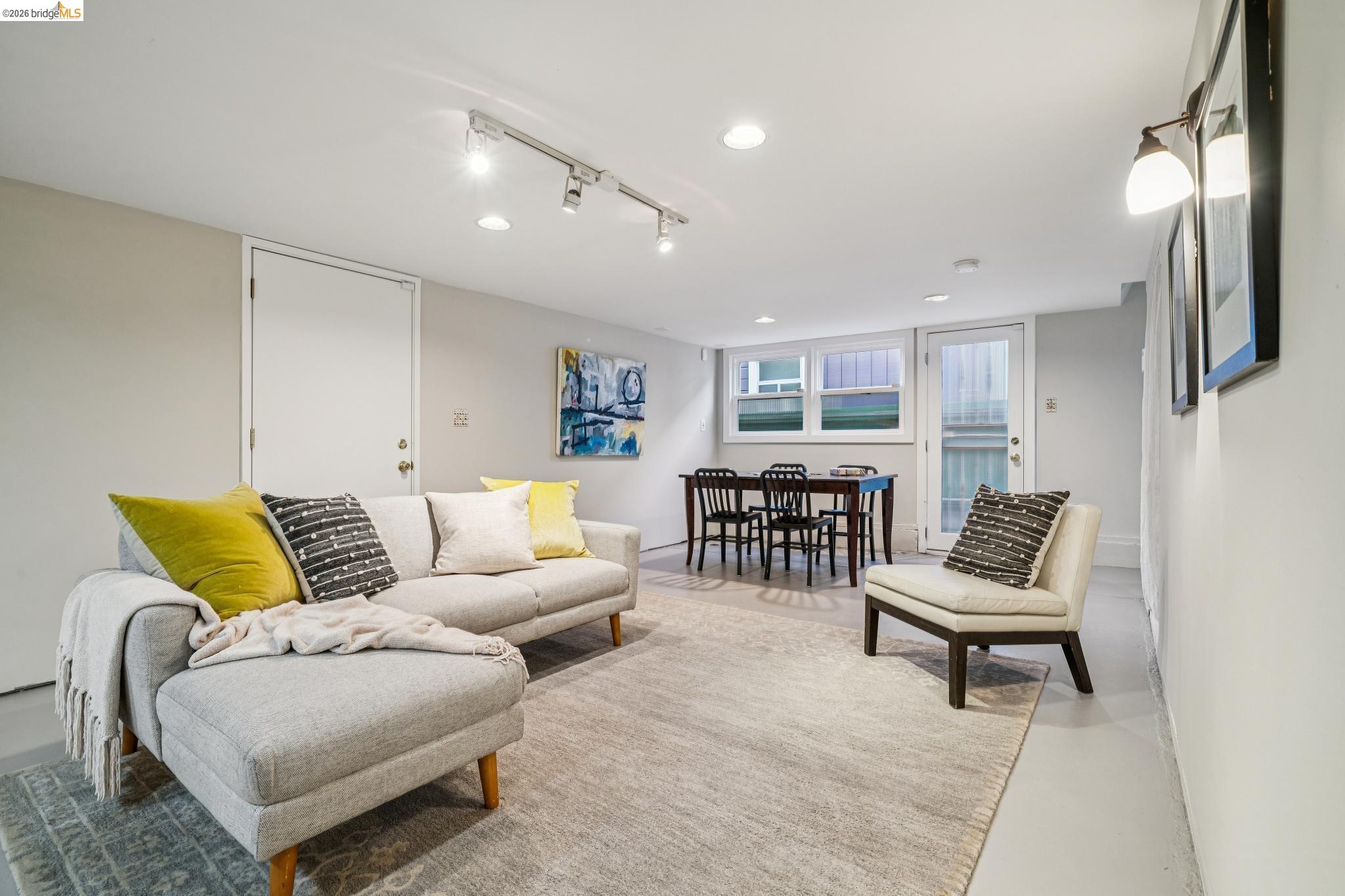 Detail Gallery Image 34 of 50 For 5830 Sutter Ave, Richmond,  CA 94804 - 3 Beds | 2 Baths