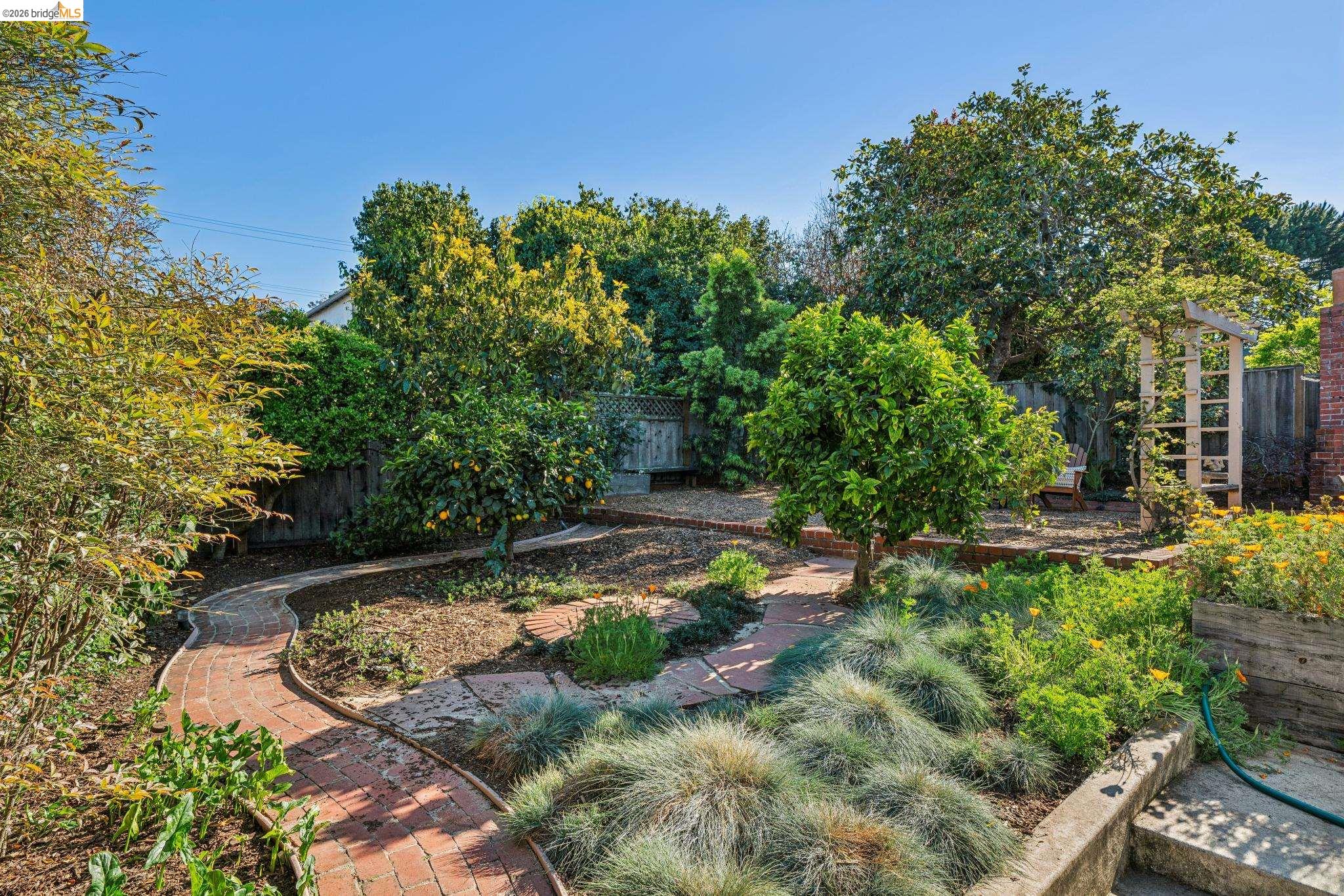 Detail Gallery Image 48 of 50 For 5830 Sutter Ave, Richmond,  CA 94804 - 3 Beds | 2 Baths