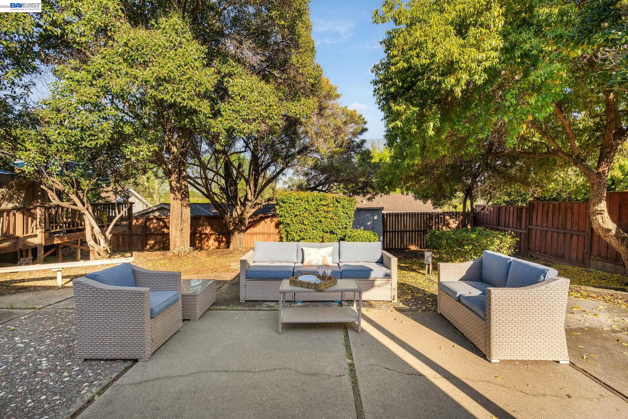 Detail Gallery Image 26 of 42 For 780 Quiet View Ct, Walnut Creek,  CA 94597 - 4 Beds | 3 Baths