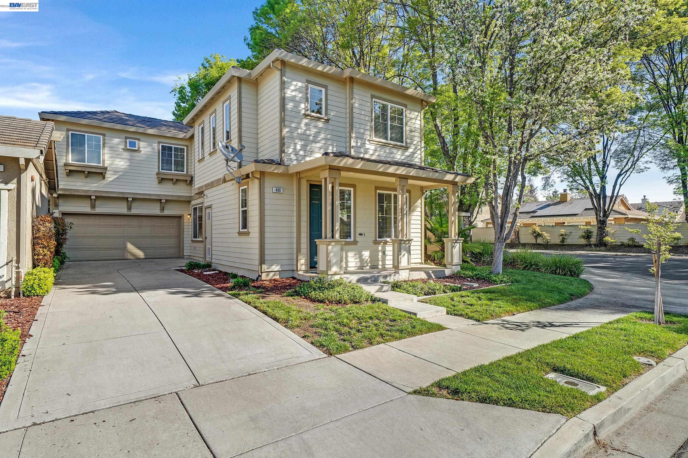 Detail Gallery Image 2 of 42 For 489 Silverwood St, Brentwood,  CA 94513 - 3 Beds | 2/1 Baths