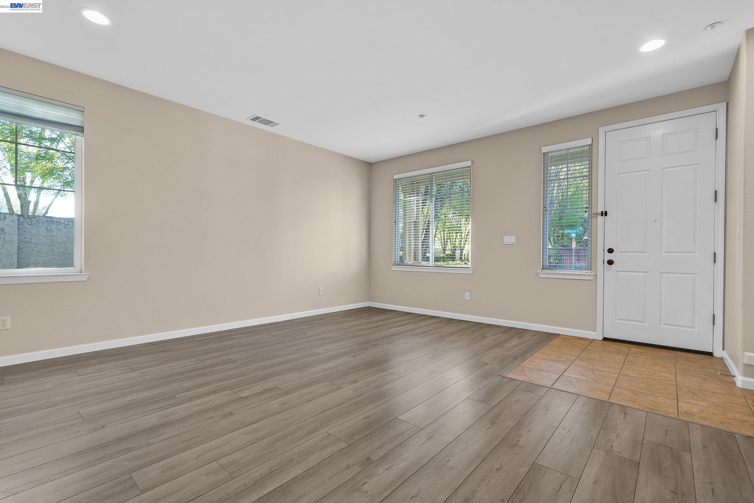 Detail Gallery Image 8 of 42 For 489 Silverwood St, Brentwood,  CA 94513 - 3 Beds | 2/1 Baths