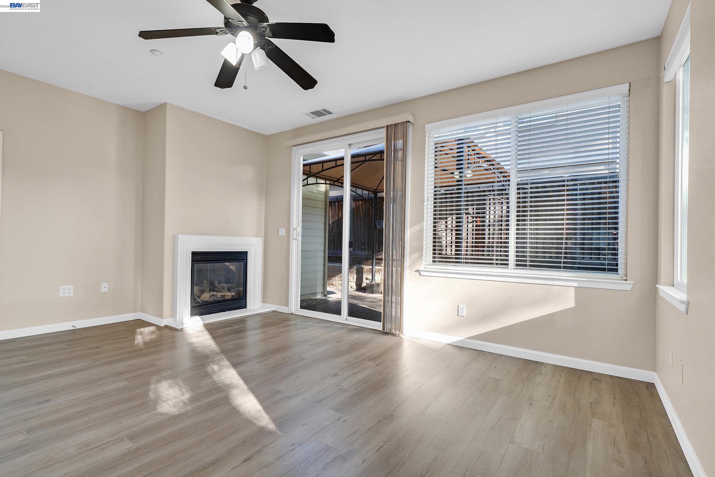 Detail Gallery Image 10 of 42 For 489 Silverwood St, Brentwood,  CA 94513 - 3 Beds | 2/1 Baths