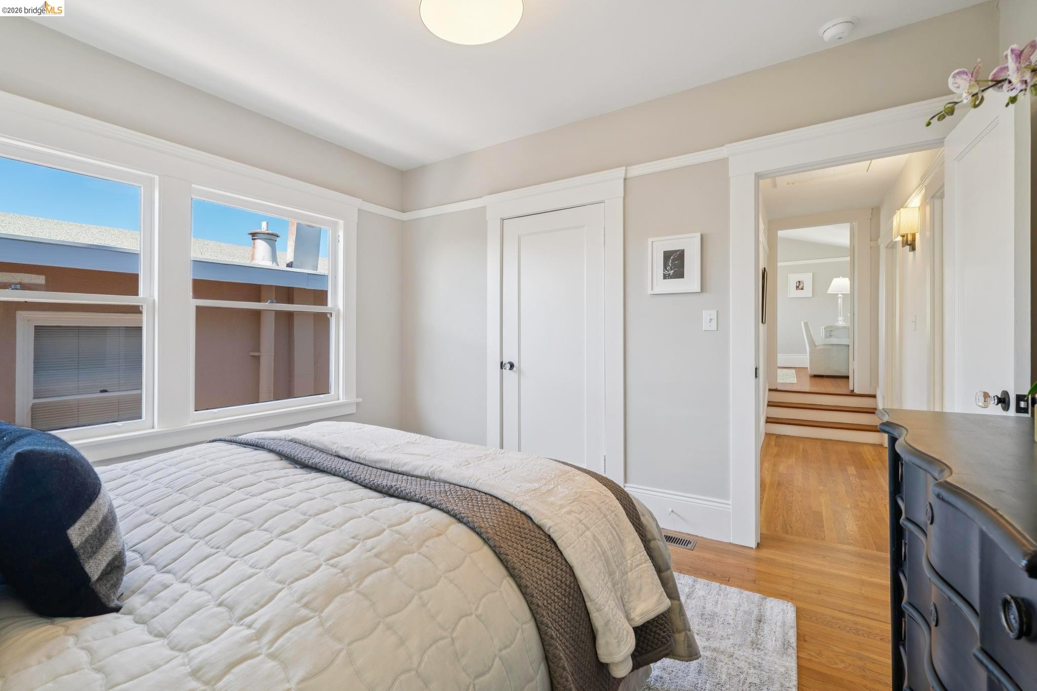 Detail Gallery Image 34 of 48 For 1524 Hampel St, Oakland,  CA 94602 - 2 Beds | 1 Baths