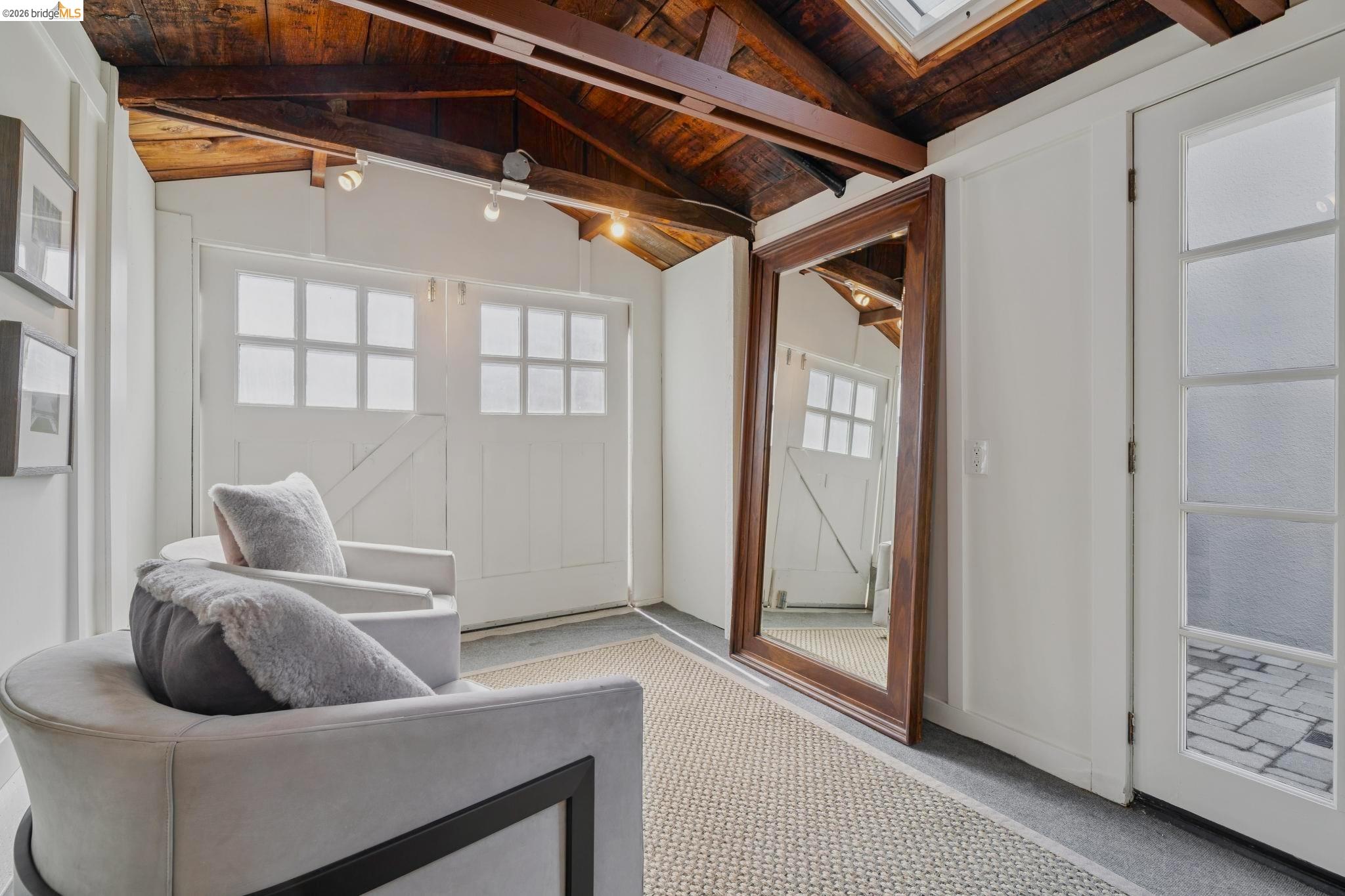 Detail Gallery Image 45 of 48 For 1524 Hampel St, Oakland,  CA 94602 - 2 Beds | 1 Baths