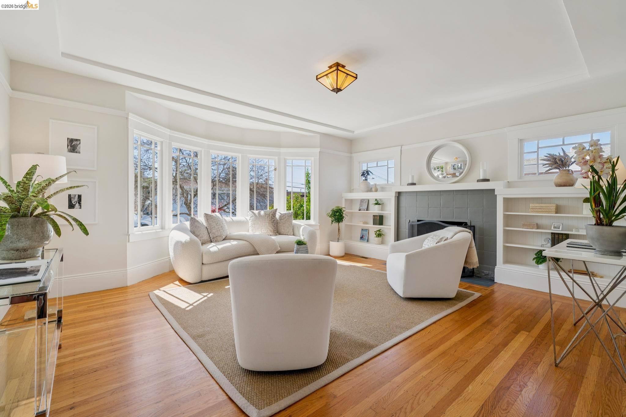 Detail Gallery Image 7 of 48 For 1524 Hampel St, Oakland,  CA 94602 - 2 Beds | 1 Baths