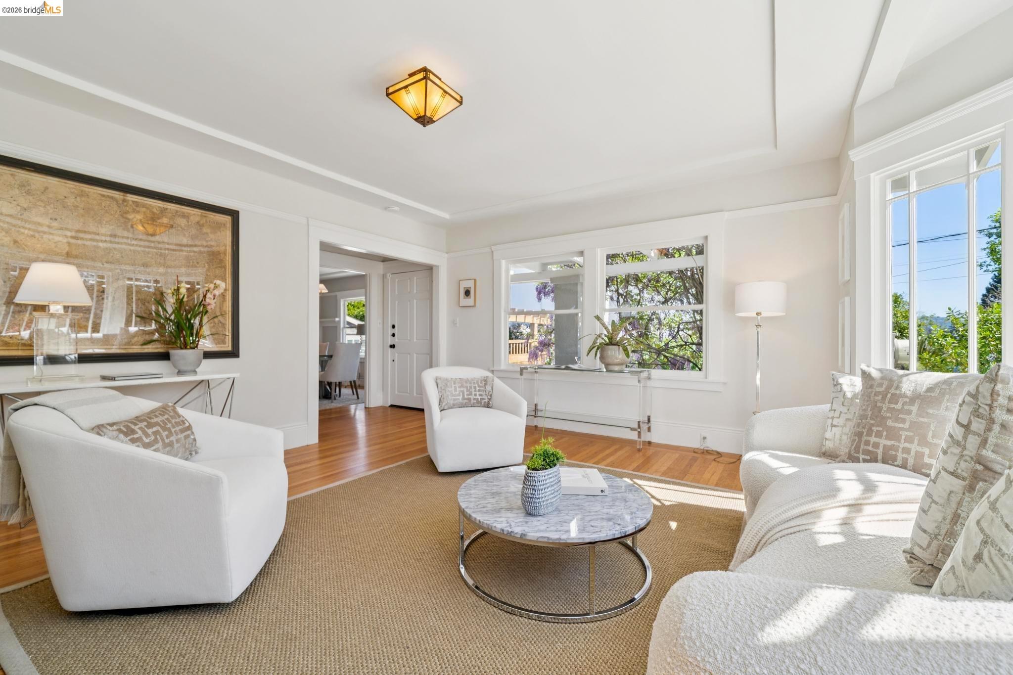 Detail Gallery Image 10 of 48 For 1524 Hampel St, Oakland,  CA 94602 - 2 Beds | 1 Baths