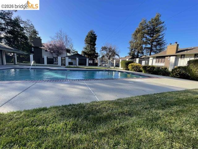 Detail Gallery Image 19 of 27 For 2416 Shadow Ln #74, Antioch,  CA 94509 - – Beds | – Baths