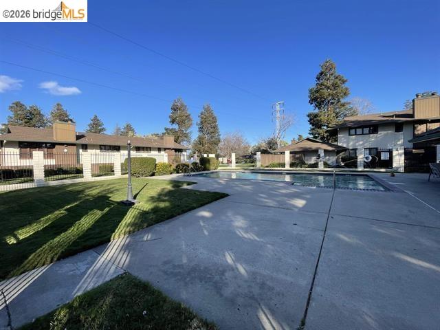 Detail Gallery Image 25 of 27 For 2416 Shadow Ln #74, Antioch,  CA 94509 - – Beds | – Baths