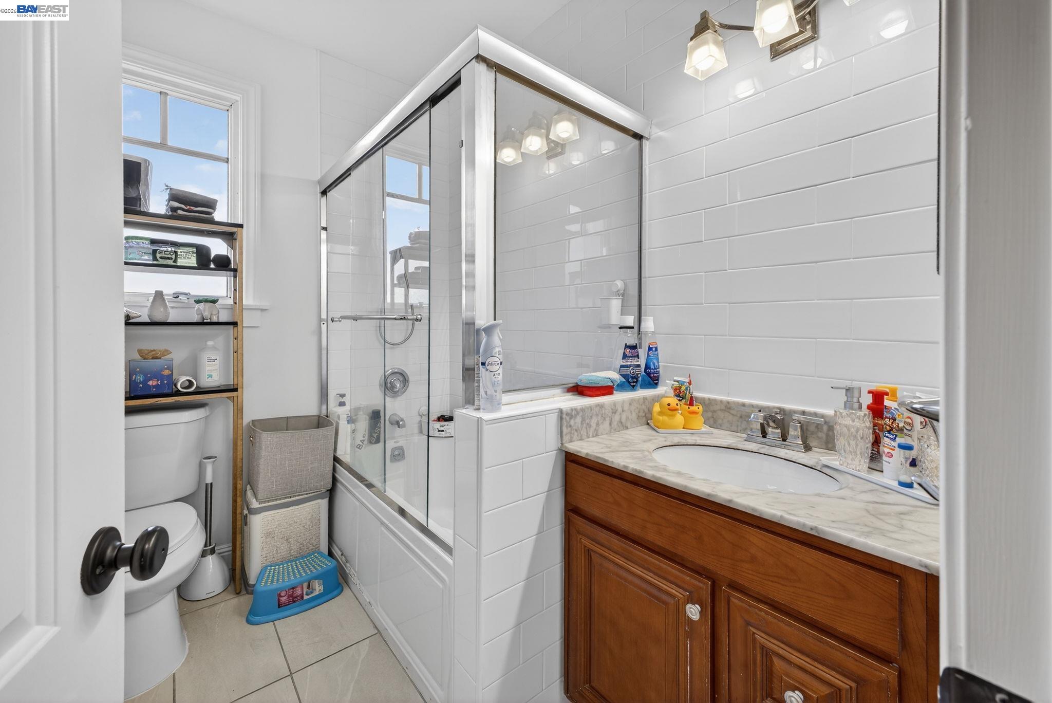 Detail Gallery Image 13 of 39 For 600 Silliman Street, San Francisco,  CA 94134 - – Beds | – Baths