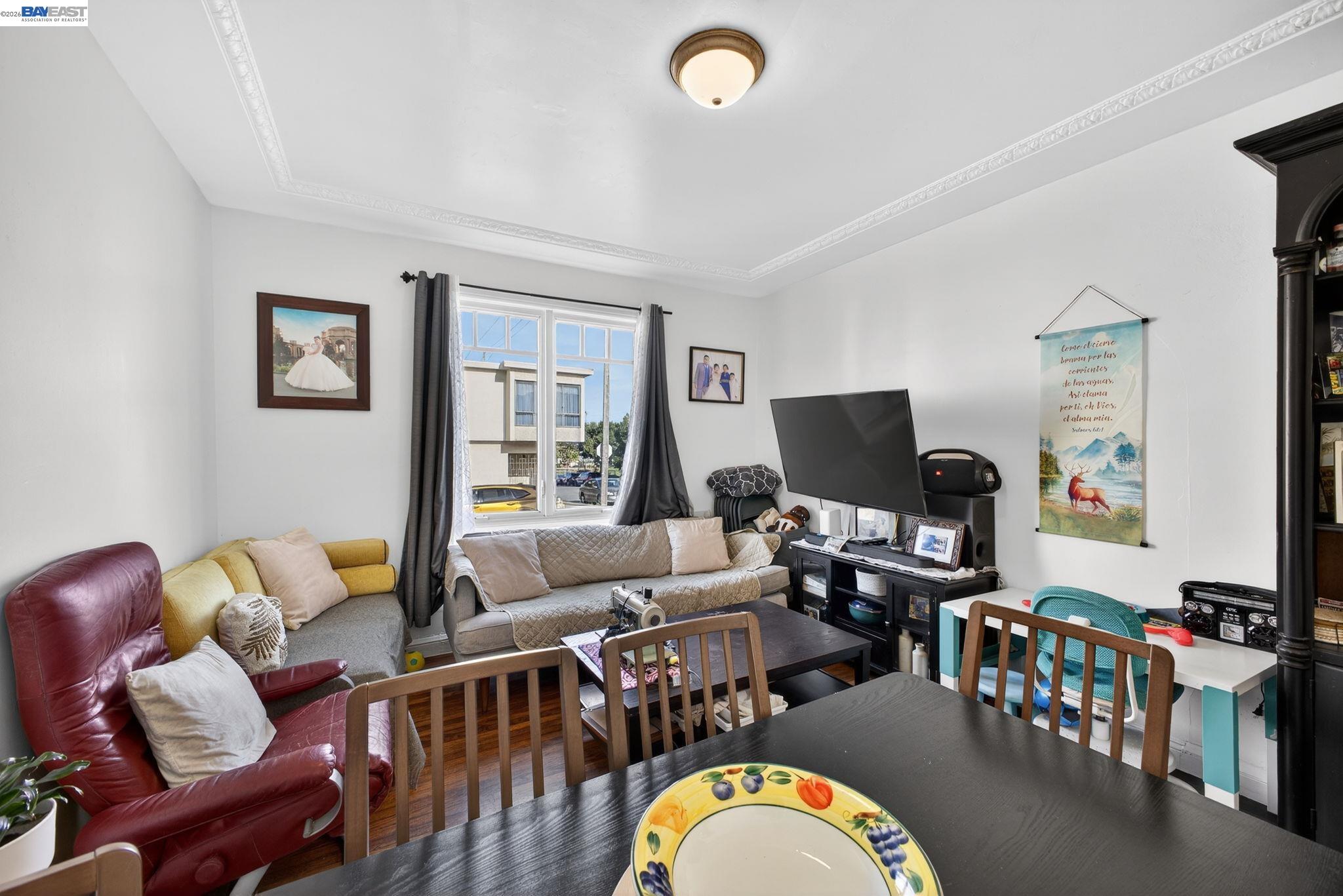 Detail Gallery Image 4 of 39 For 600 Silliman Street, San Francisco,  CA 94134 - – Beds | – Baths