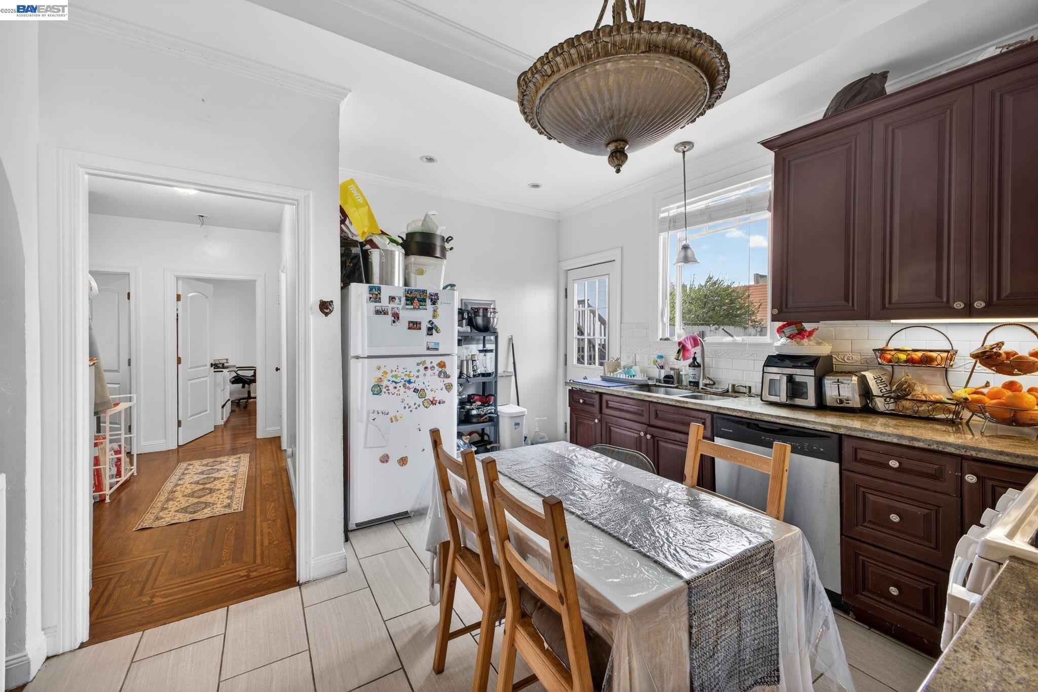 Detail Gallery Image 8 of 39 For 600 Silliman Street, San Francisco,  CA 94134 - – Beds | – Baths