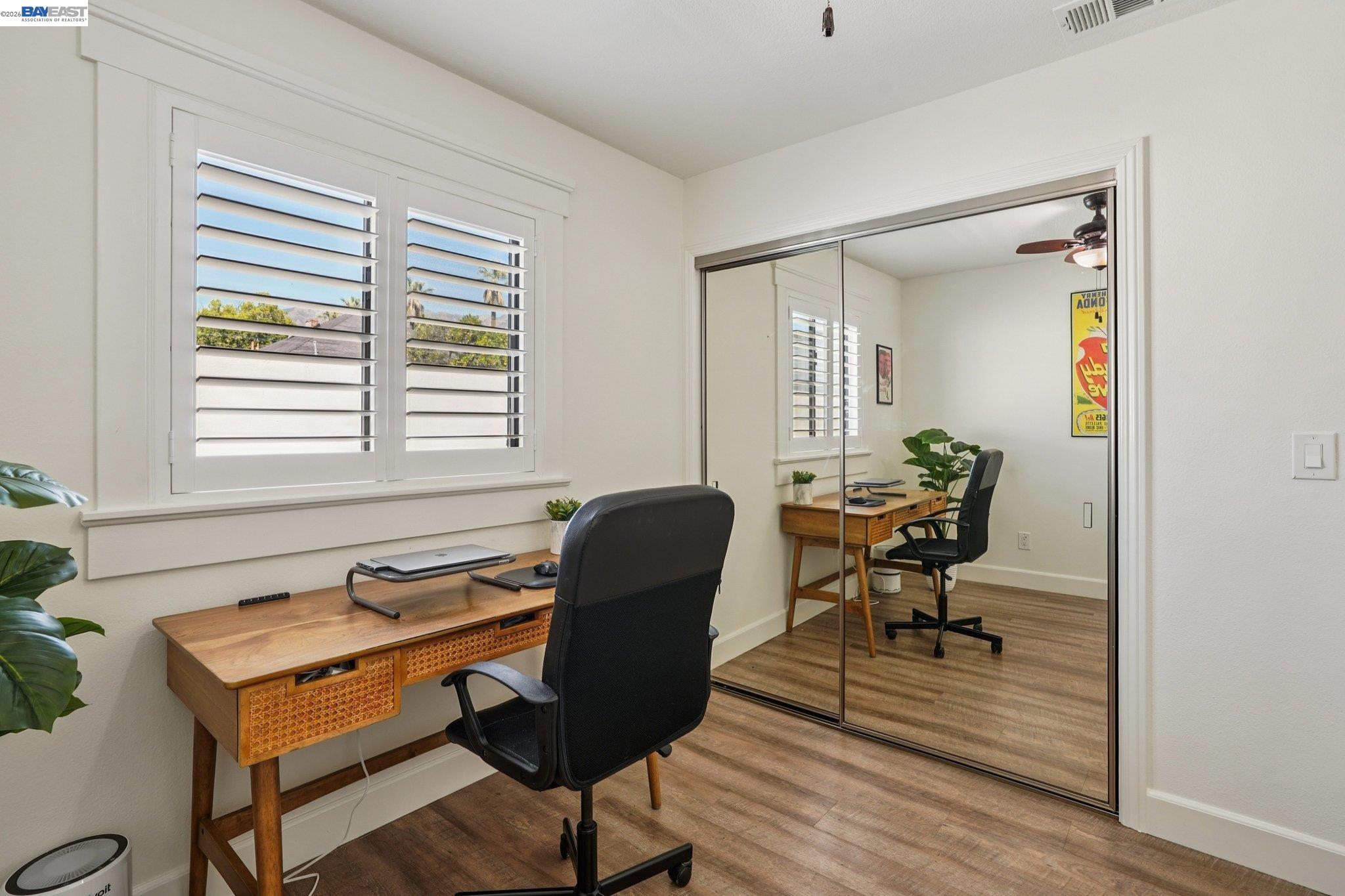Detail Gallery Image 22 of 38 For 1255 N Los Robles Ave #9,  Pasadena,  CA 91104 - 3 Beds | 2 Baths