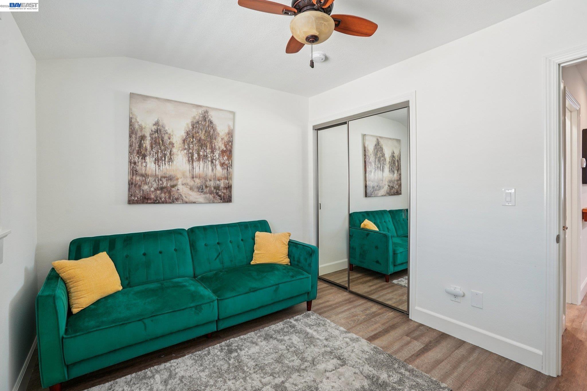 Detail Gallery Image 25 of 38 For 1255 N Los Robles Ave #9,  Pasadena,  CA 91104 - 3 Beds | 2 Baths