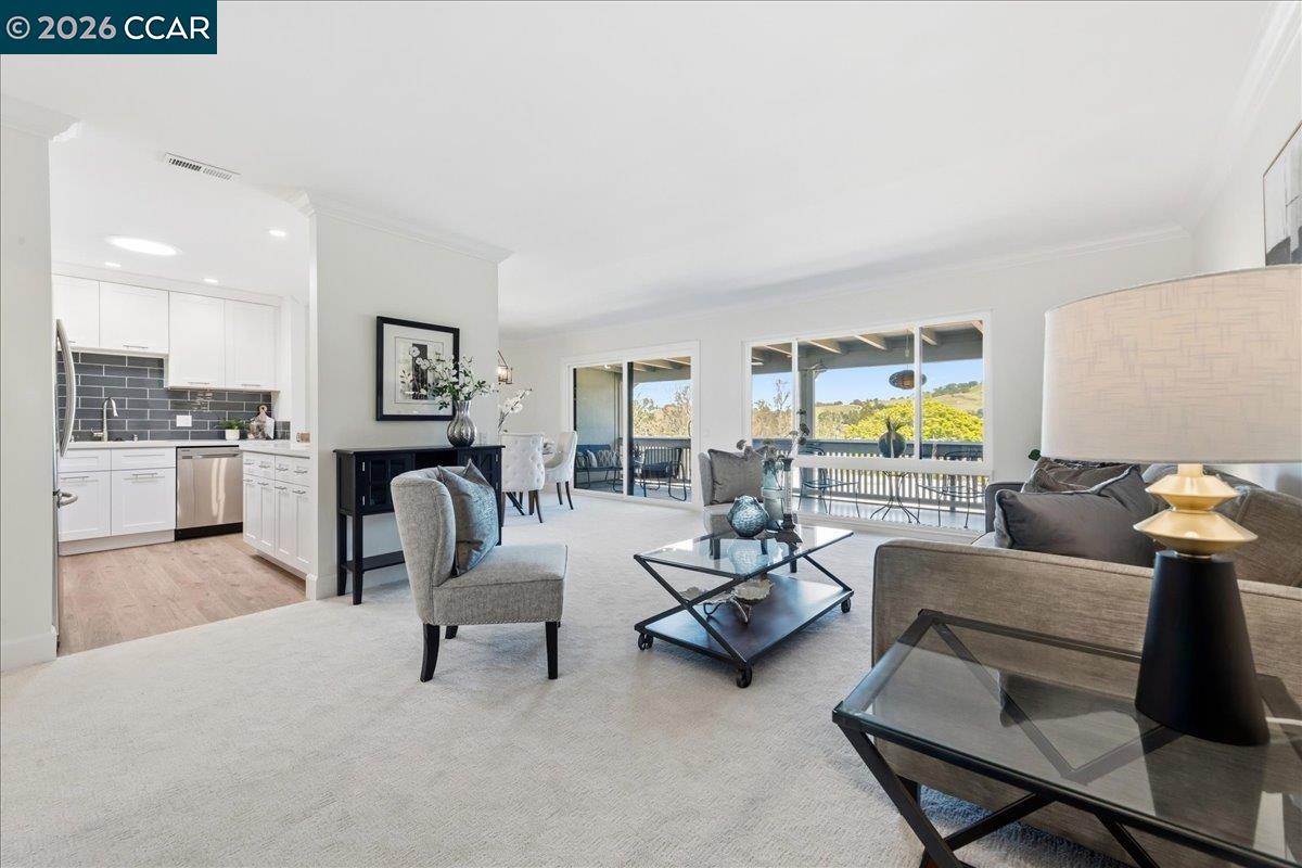 Detail Gallery Image 4 of 56 For 1217 Leisure Ln #5,  Walnut Creek,  CA 94595 - 2 Beds | 1 Baths