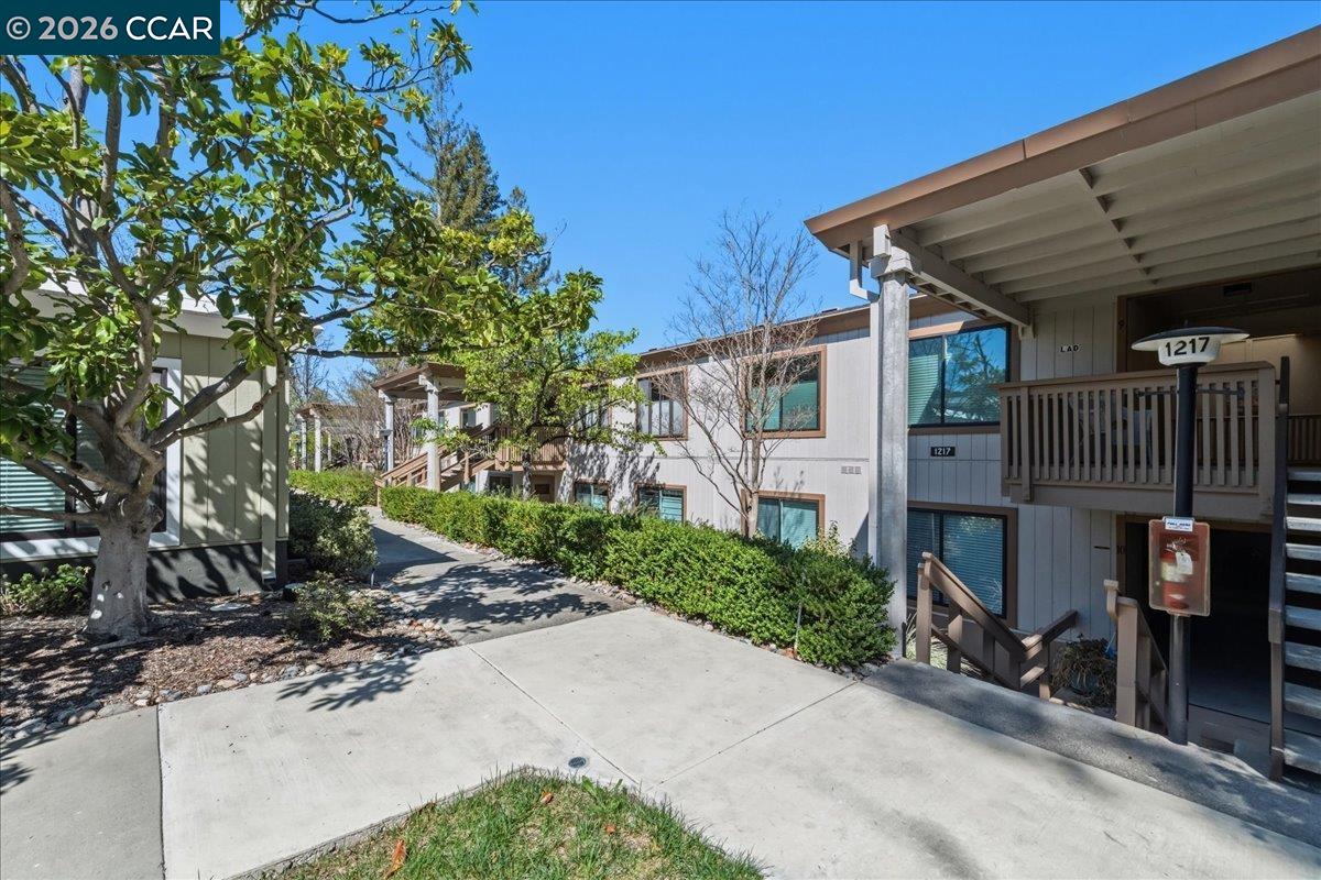 Detail Gallery Image 32 of 56 For 1217 Leisure Ln #5,  Walnut Creek,  CA 94595 - 2 Beds | 1 Baths