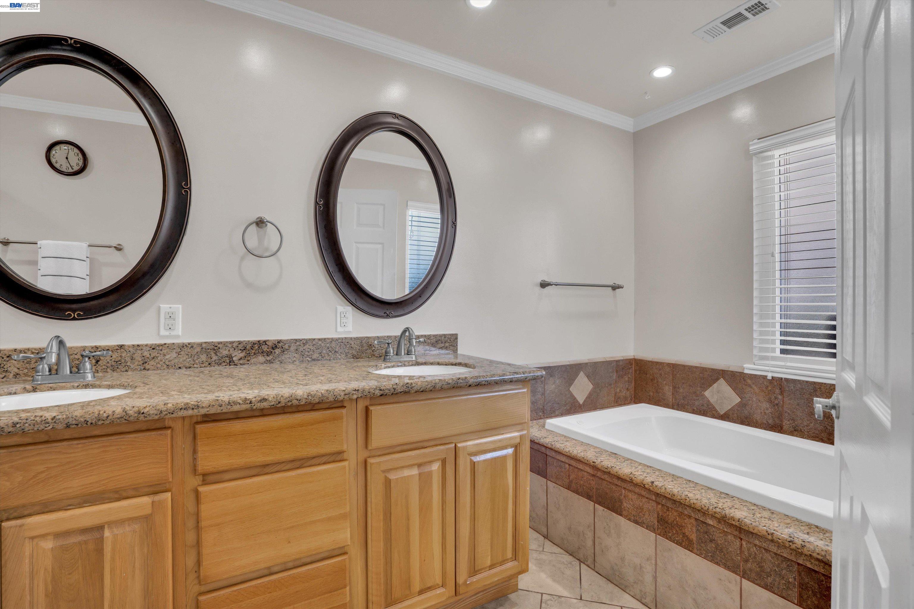 Detail Gallery Image 17 of 37 For 31262 San Andreas Dr, Union City,  CA 94587 - 5 Beds | 2 Baths