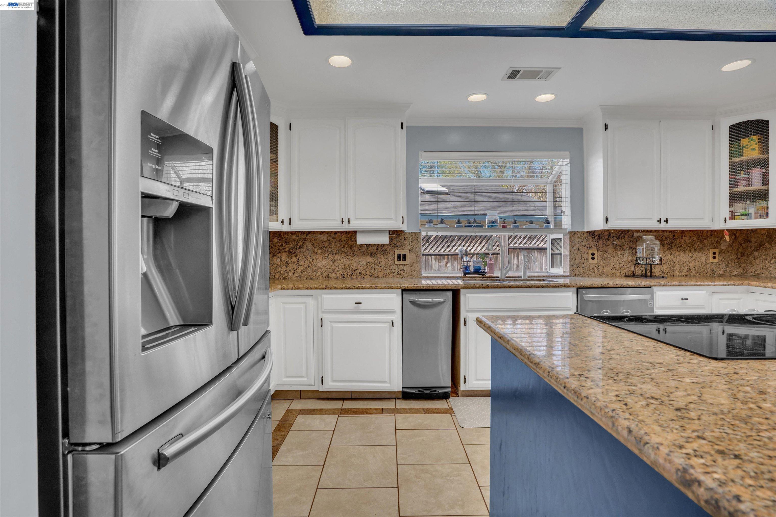 Detail Gallery Image 22 of 37 For 31262 San Andreas Dr, Union City,  CA 94587 - 5 Beds | 2 Baths