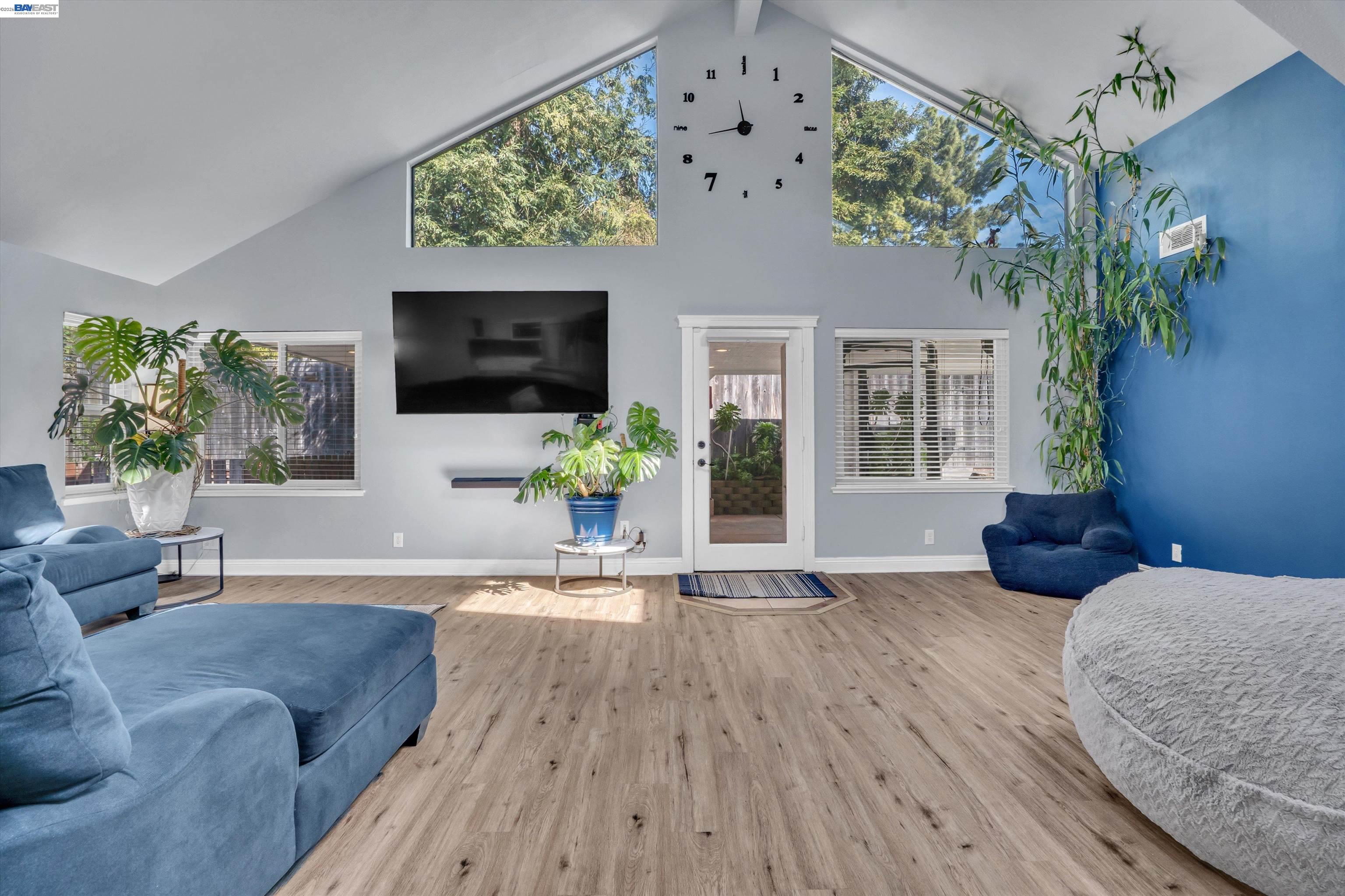 Detail Gallery Image 26 of 37 For 31262 San Andreas Dr, Union City,  CA 94587 - 5 Beds | 2 Baths