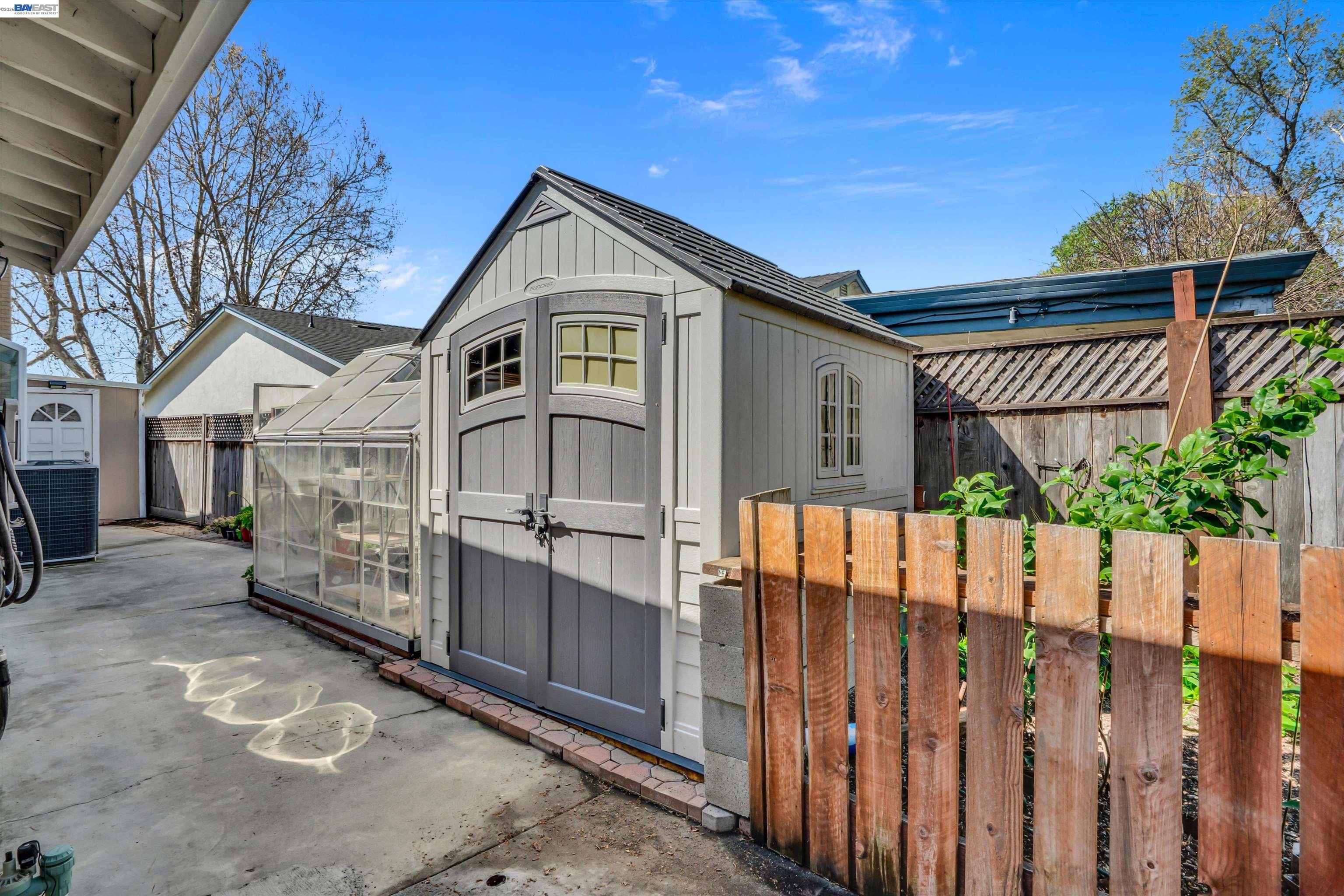 Detail Gallery Image 33 of 37 For 31262 San Andreas Dr, Union City,  CA 94587 - 5 Beds | 2 Baths