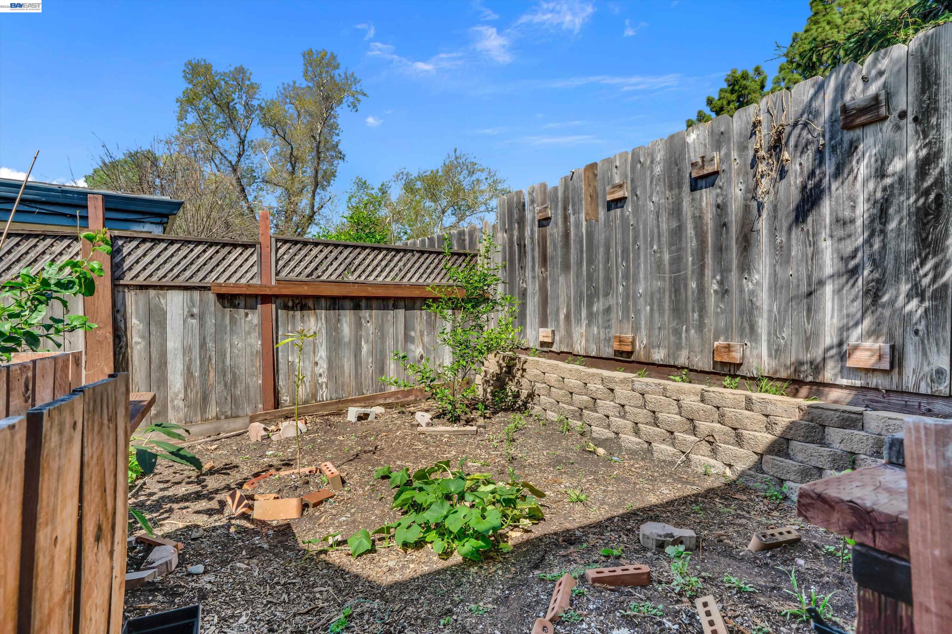 Detail Gallery Image 35 of 37 For 31262 San Andreas Dr, Union City,  CA 94587 - 5 Beds | 2 Baths