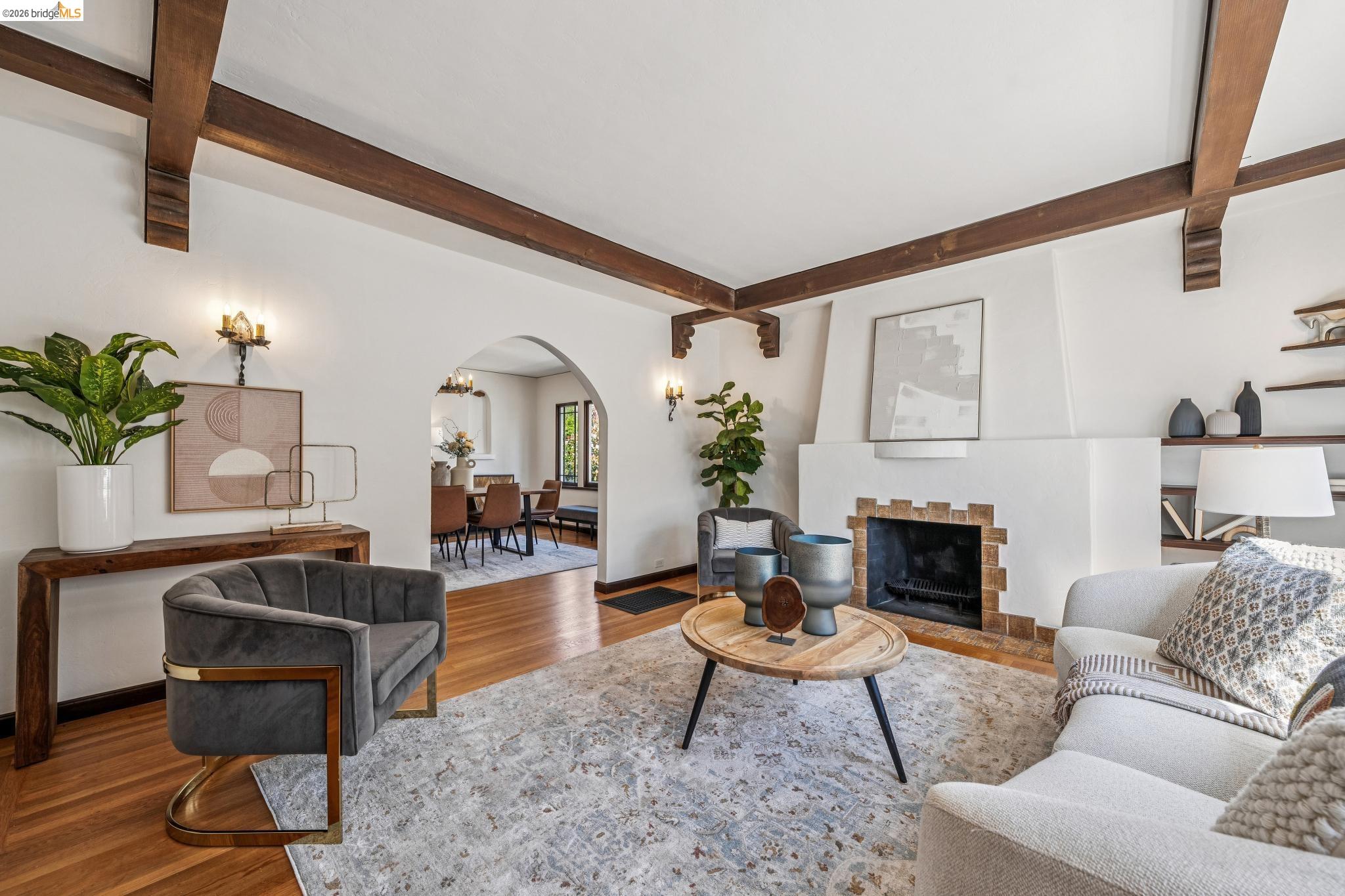 Detail Gallery Image 13 of 60 For 21 Portsmouth Road, Piedmont,  CA 94610 - 3 Beds | 1 Baths