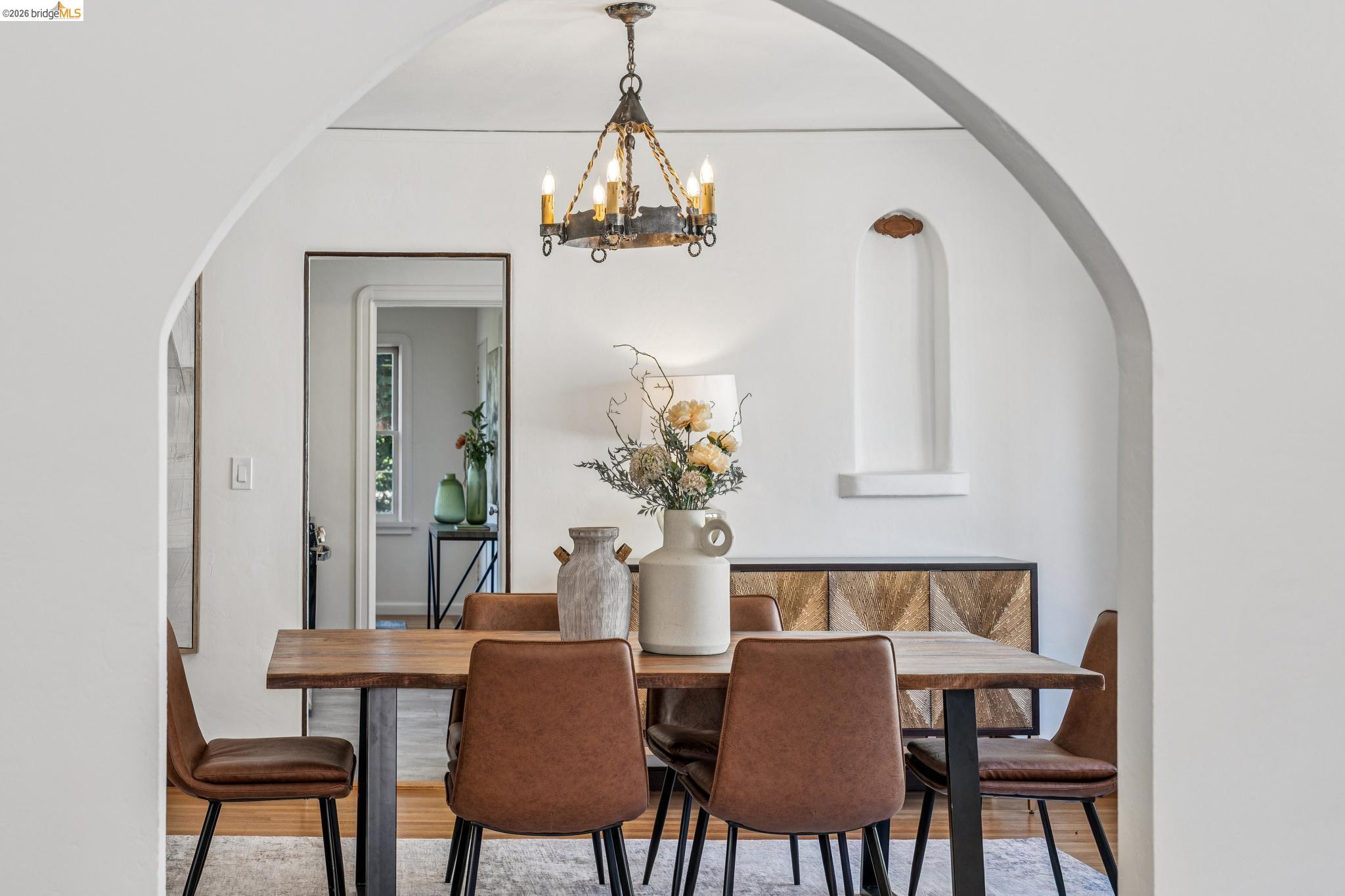 Detail Gallery Image 20 of 60 For 21 Portsmouth Road, Piedmont,  CA 94610 - 3 Beds | 1 Baths