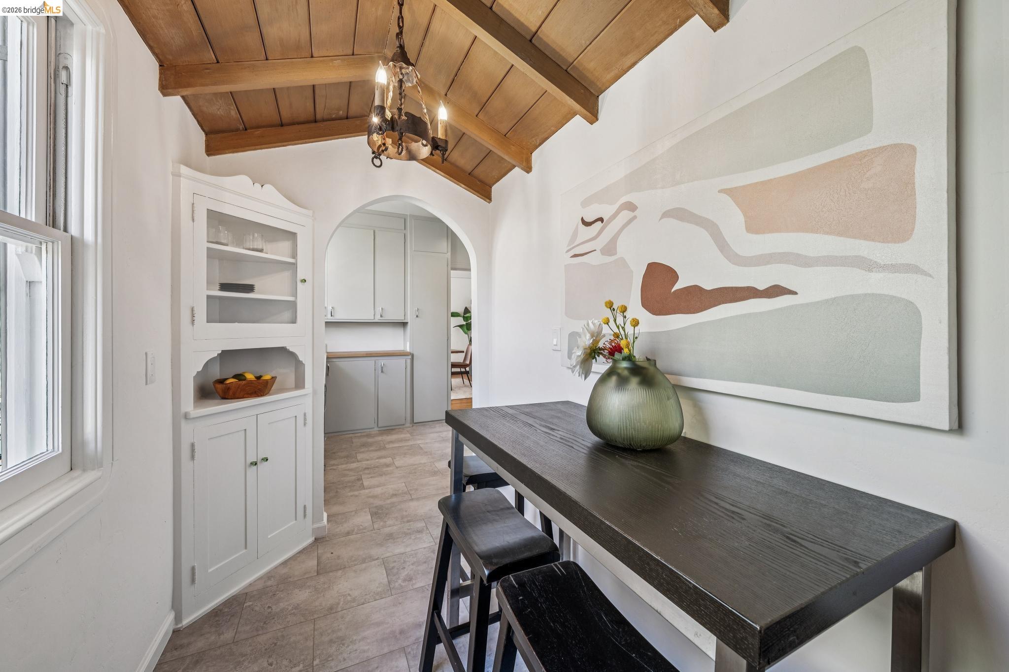 Detail Gallery Image 30 of 60 For 21 Portsmouth Road, Piedmont,  CA 94610 - 3 Beds | 1 Baths