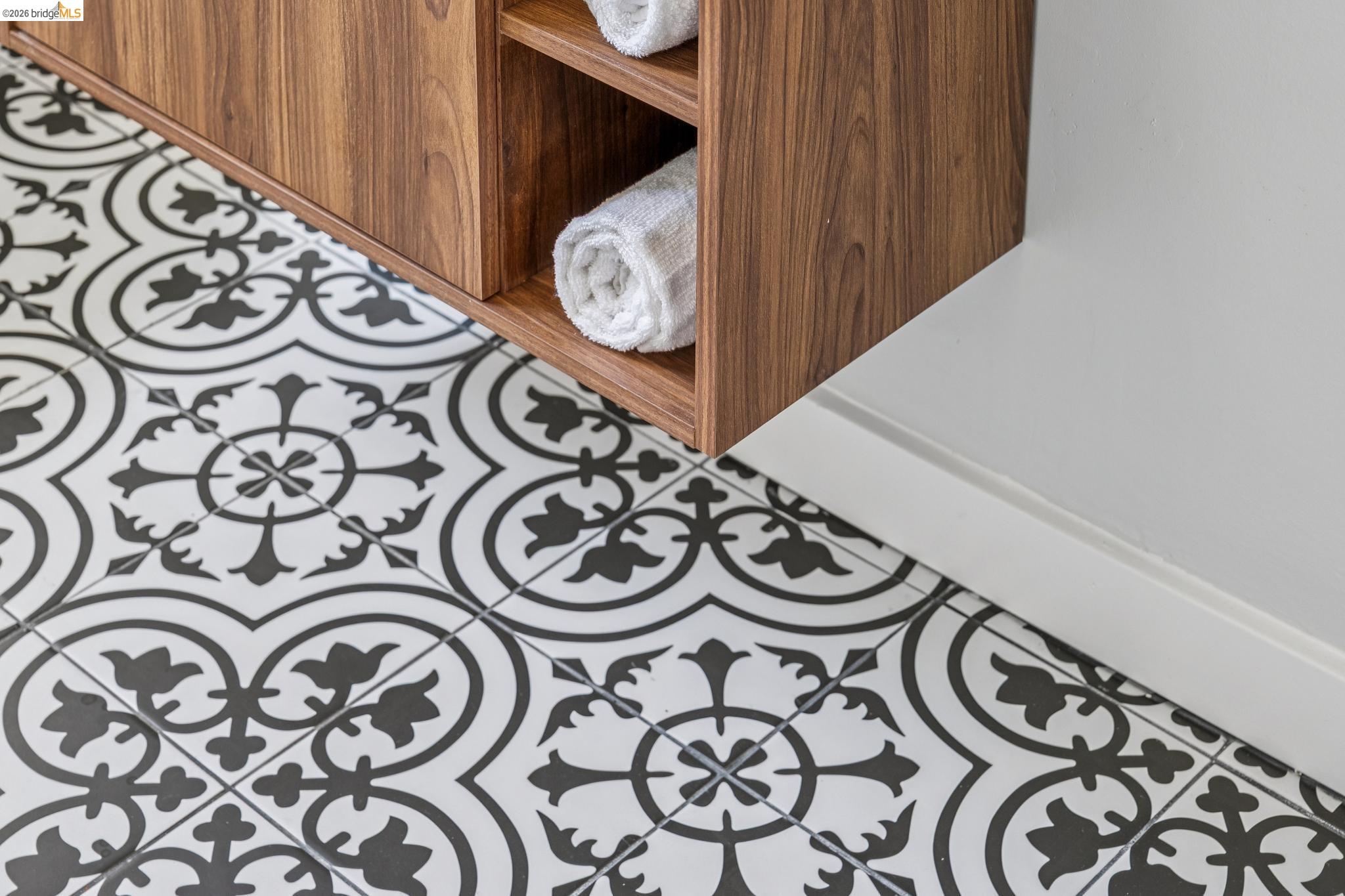 Detail Gallery Image 41 of 60 For 21 Portsmouth Road, Piedmont,  CA 94610 - 3 Beds | 1 Baths