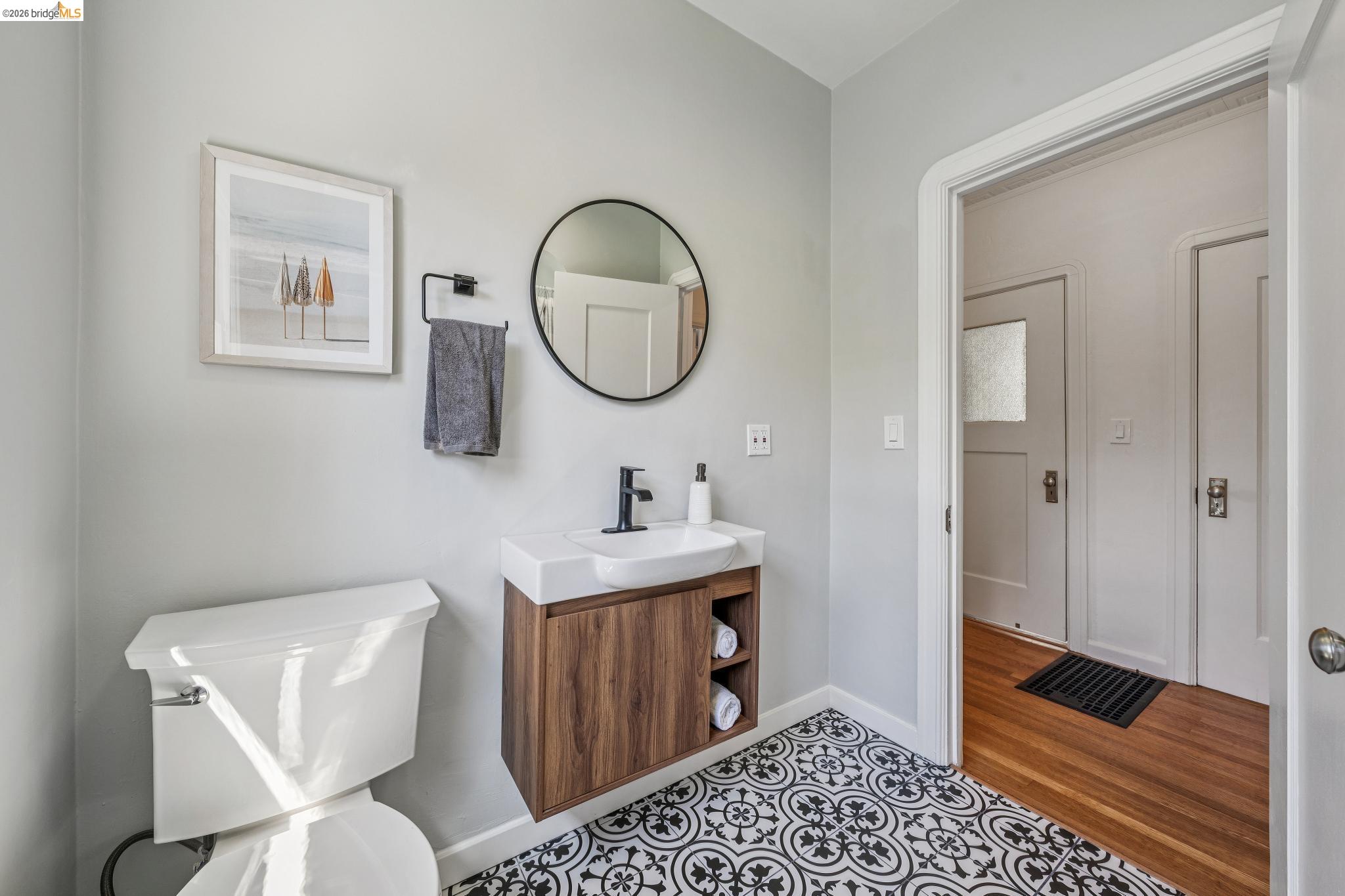 Detail Gallery Image 41 of 60 For 21 Portsmouth Road, Piedmont,  CA 94610 - 3 Beds | 1 Baths