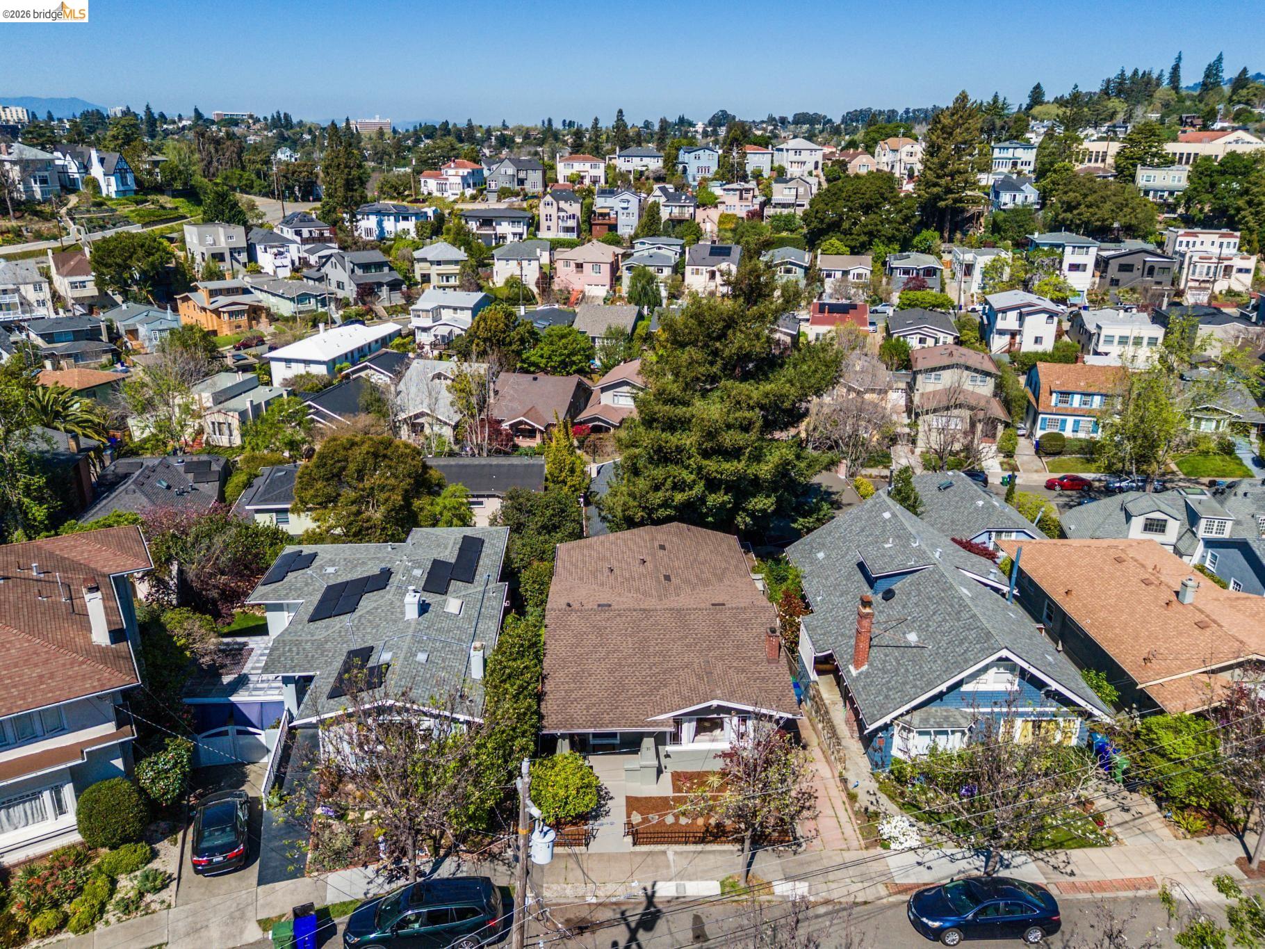 Detail Gallery Image 55 of 60 For 21 Portsmouth Road, Piedmont,  CA 94610 - 3 Beds | 1 Baths