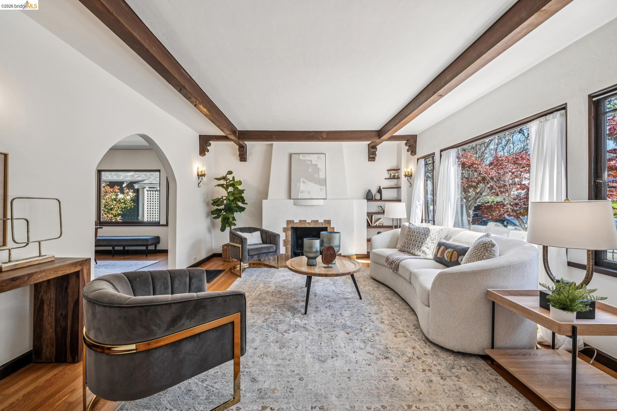 Detail Gallery Image 9 of 60 For 21 Portsmouth Road, Piedmont,  CA 94610 - 3 Beds | 1 Baths