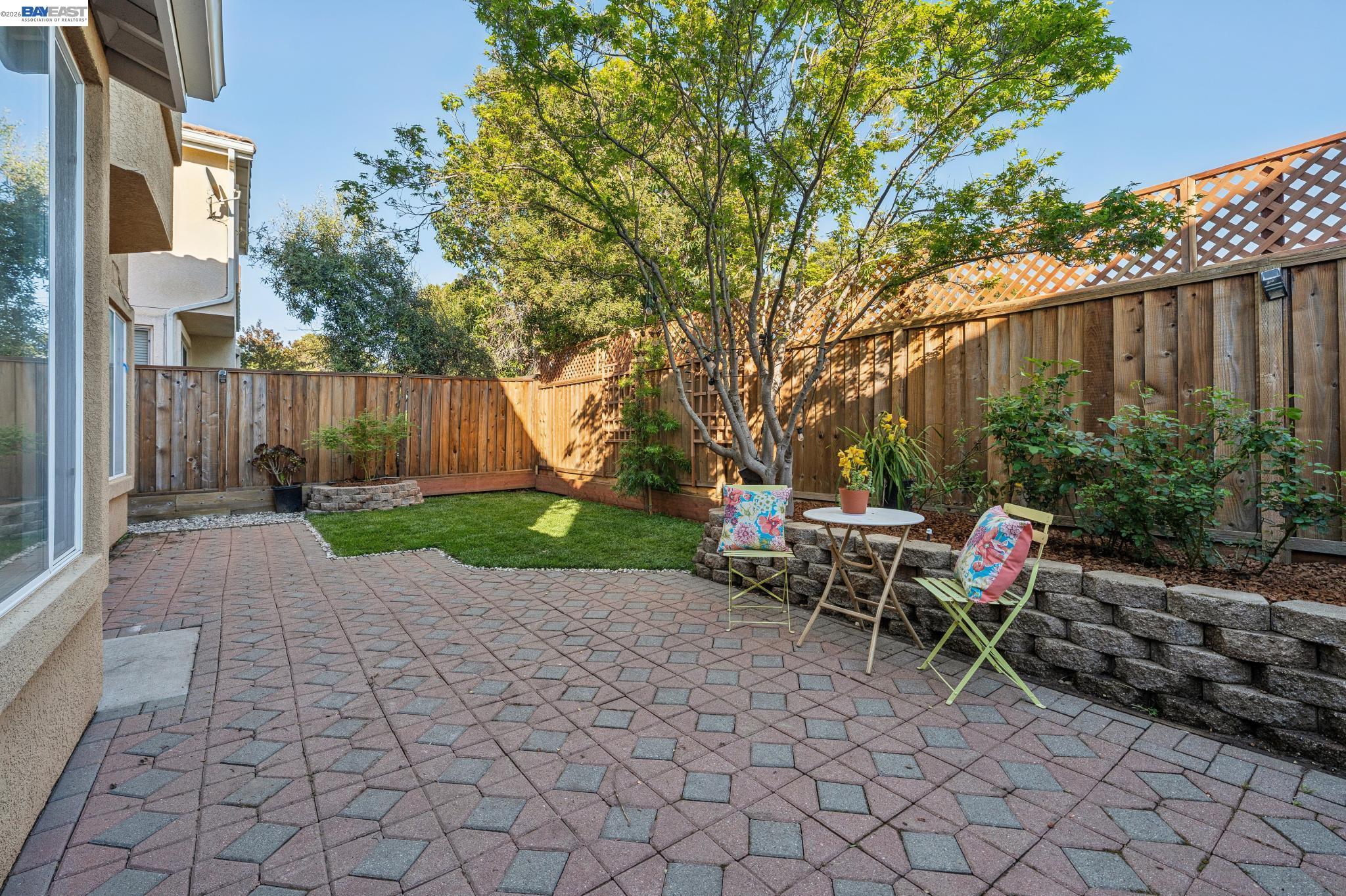 Detail Gallery Image 16 of 38 For 321 Ratto Rd, Alameda,  CA 94502 - 4 Beds | 3 Baths