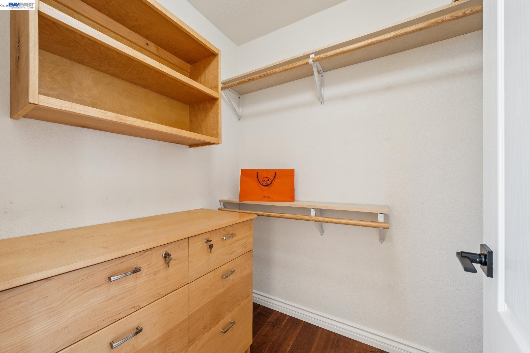 Detail Gallery Image 24 of 38 For 321 Ratto Rd, Alameda,  CA 94502 - 4 Beds | 3 Baths