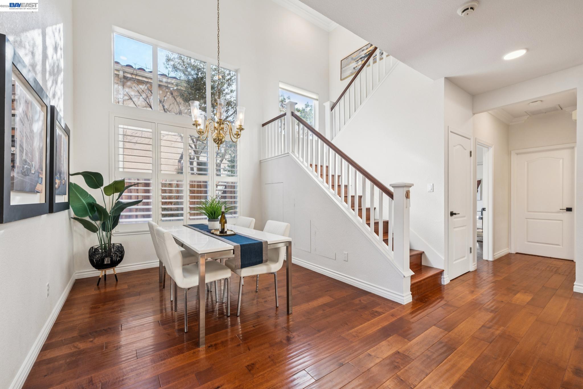 Detail Gallery Image 7 of 38 For 321 Ratto Rd, Alameda,  CA 94502 - 4 Beds | 3 Baths