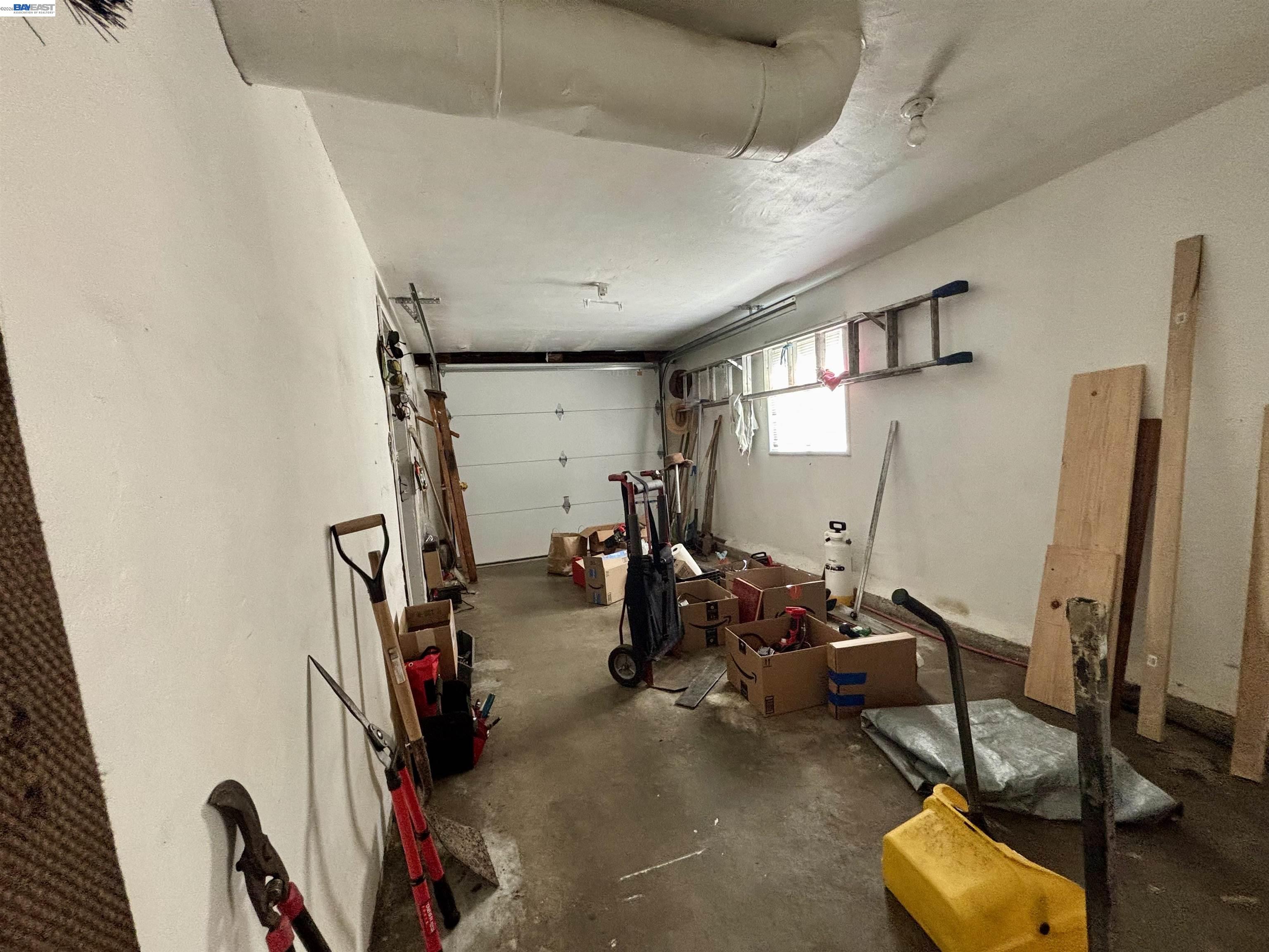 Detail Gallery Image 19 of 26 For 4101 Mountain View Ave, Oakland,  CA 94605 - 3 Beds | 1 Baths