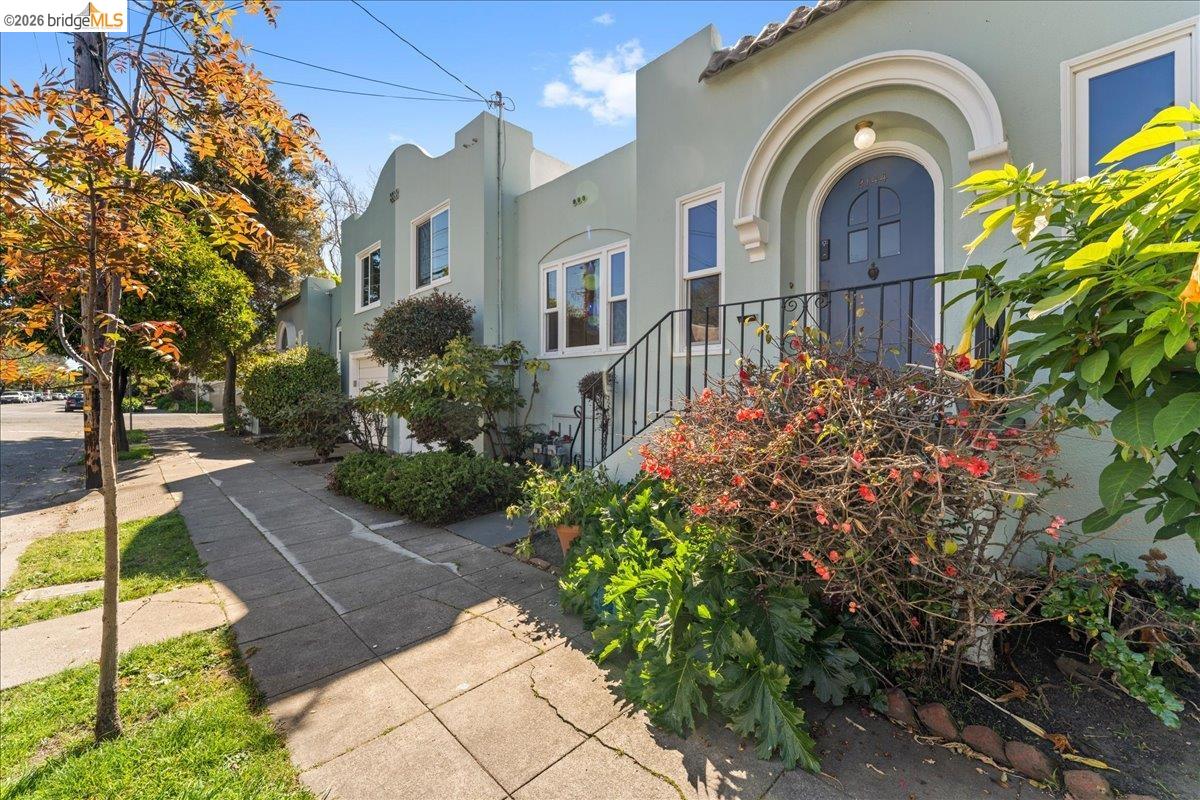 2144-2148 Curtis St, Berkeley, CA, 94702