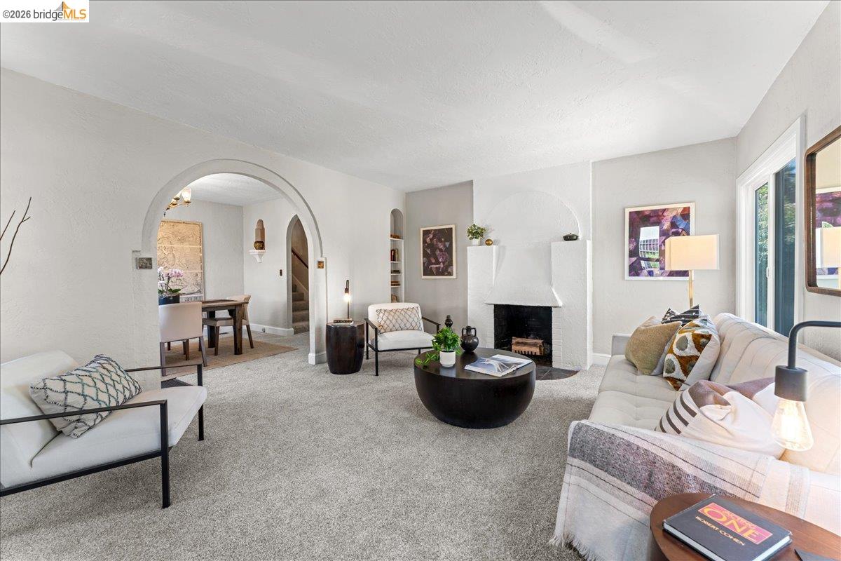 Detail Gallery Image 2 of 47 For 2144-2148 Curtis St, Berkeley,  CA 94702 - – Beds | – Baths