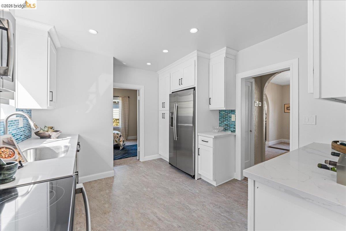 Detail Gallery Image 11 of 47 For 2144-2148 Curtis St, Berkeley,  CA 94702 - – Beds | – Baths