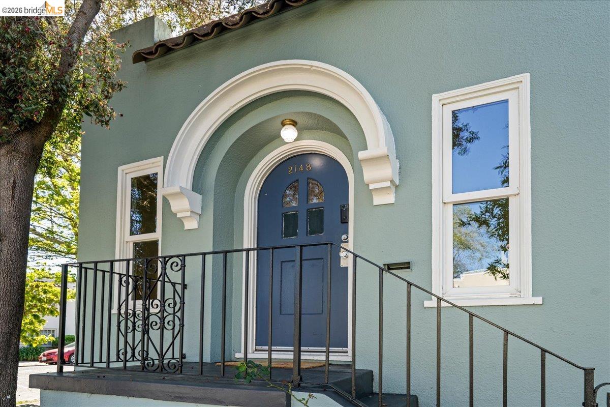 Detail Gallery Image 37 of 47 For 2144-2148 Curtis St, Berkeley,  CA 94702 - – Beds | – Baths