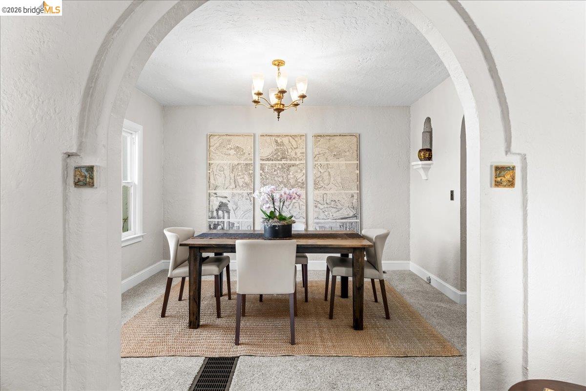 Detail Gallery Image 5 of 47 For 2144-2148 Curtis St, Berkeley,  CA 94702 - – Beds | – Baths