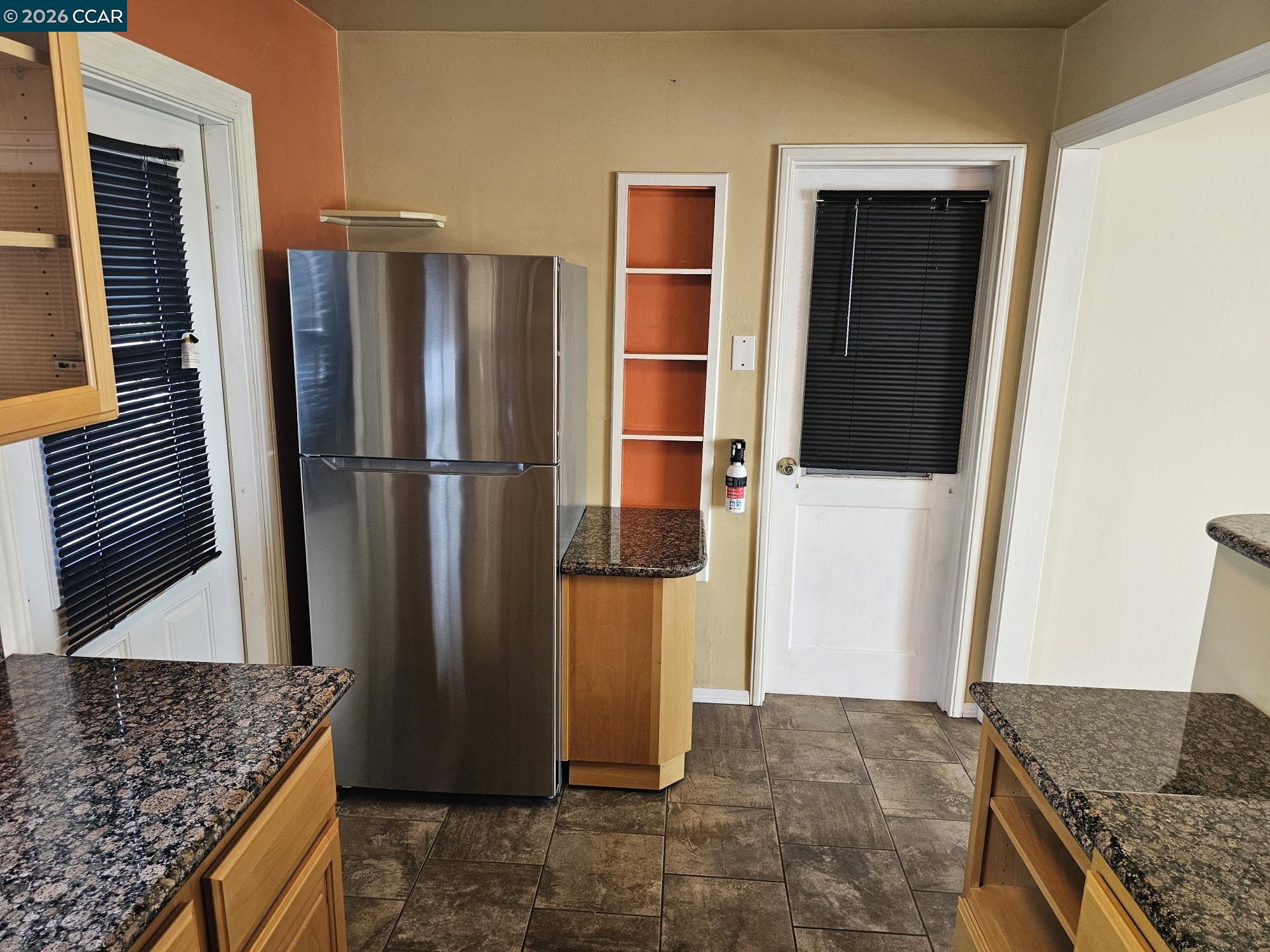 Detail Gallery Image 19 of 39 For 950 Kelvin Ct, El Sobrante,  CA 94803 - 3 Beds | 1 Baths