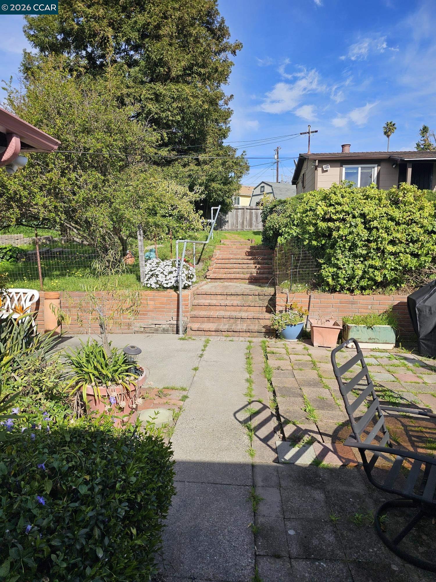 Detail Gallery Image 22 of 39 For 950 Kelvin Ct, El Sobrante,  CA 94803 - 3 Beds | 1 Baths