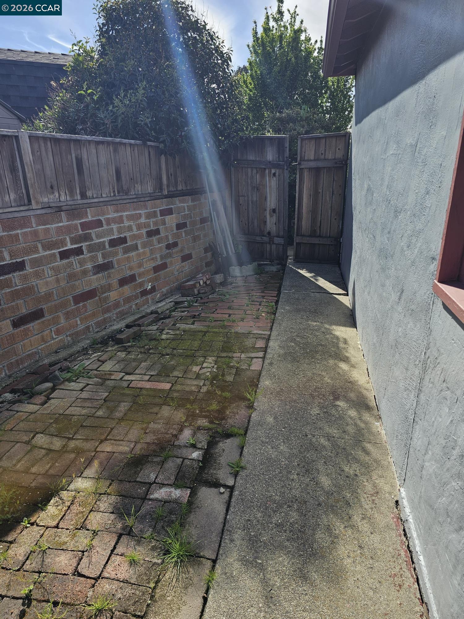 Detail Gallery Image 27 of 39 For 950 Kelvin Ct, El Sobrante,  CA 94803 - 3 Beds | 1 Baths