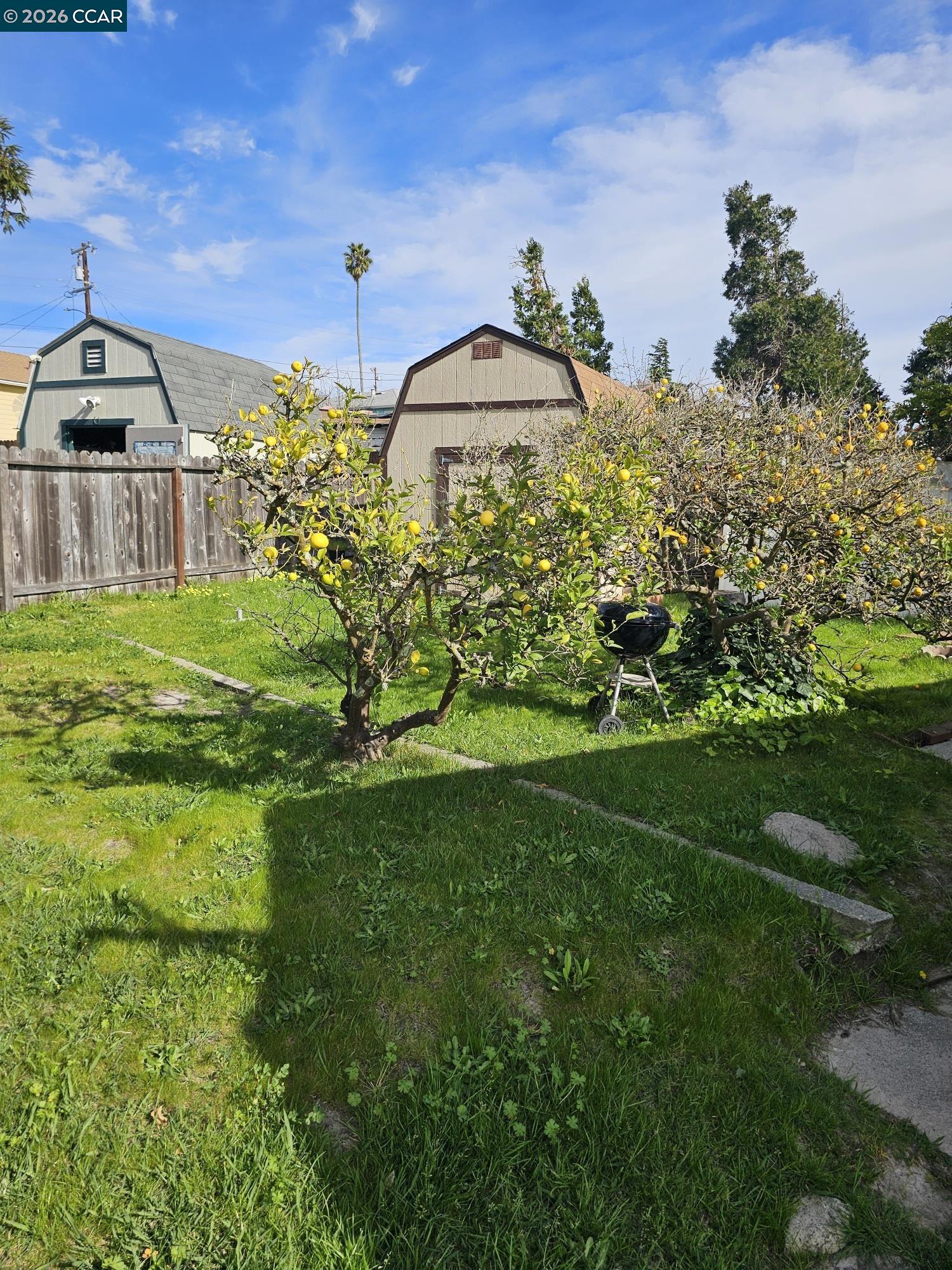 Detail Gallery Image 28 of 39 For 950 Kelvin Ct, El Sobrante,  CA 94803 - 3 Beds | 1 Baths