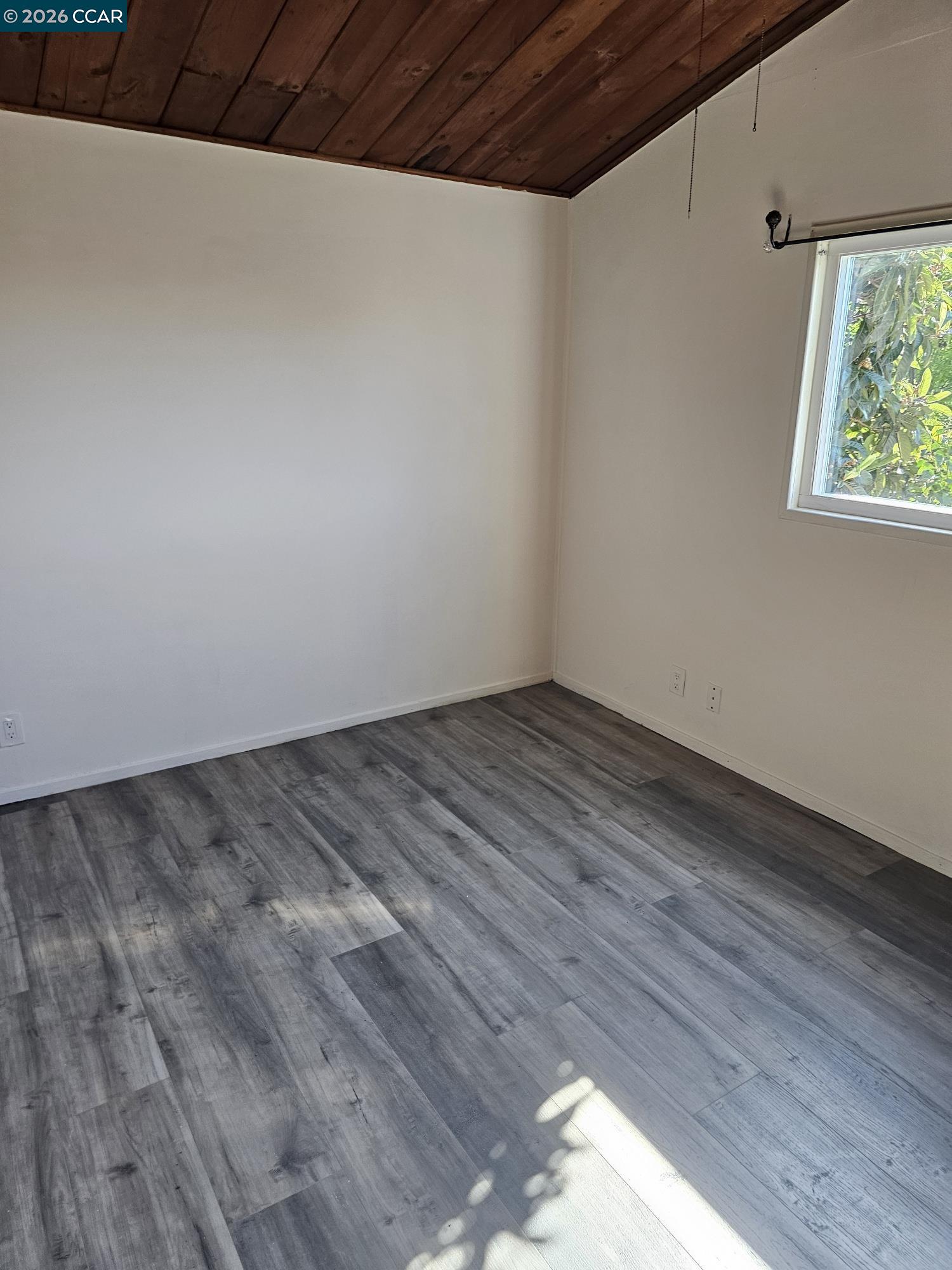 Detail Gallery Image 33 of 39 For 950 Kelvin Ct, El Sobrante,  CA 94803 - 3 Beds | 1 Baths