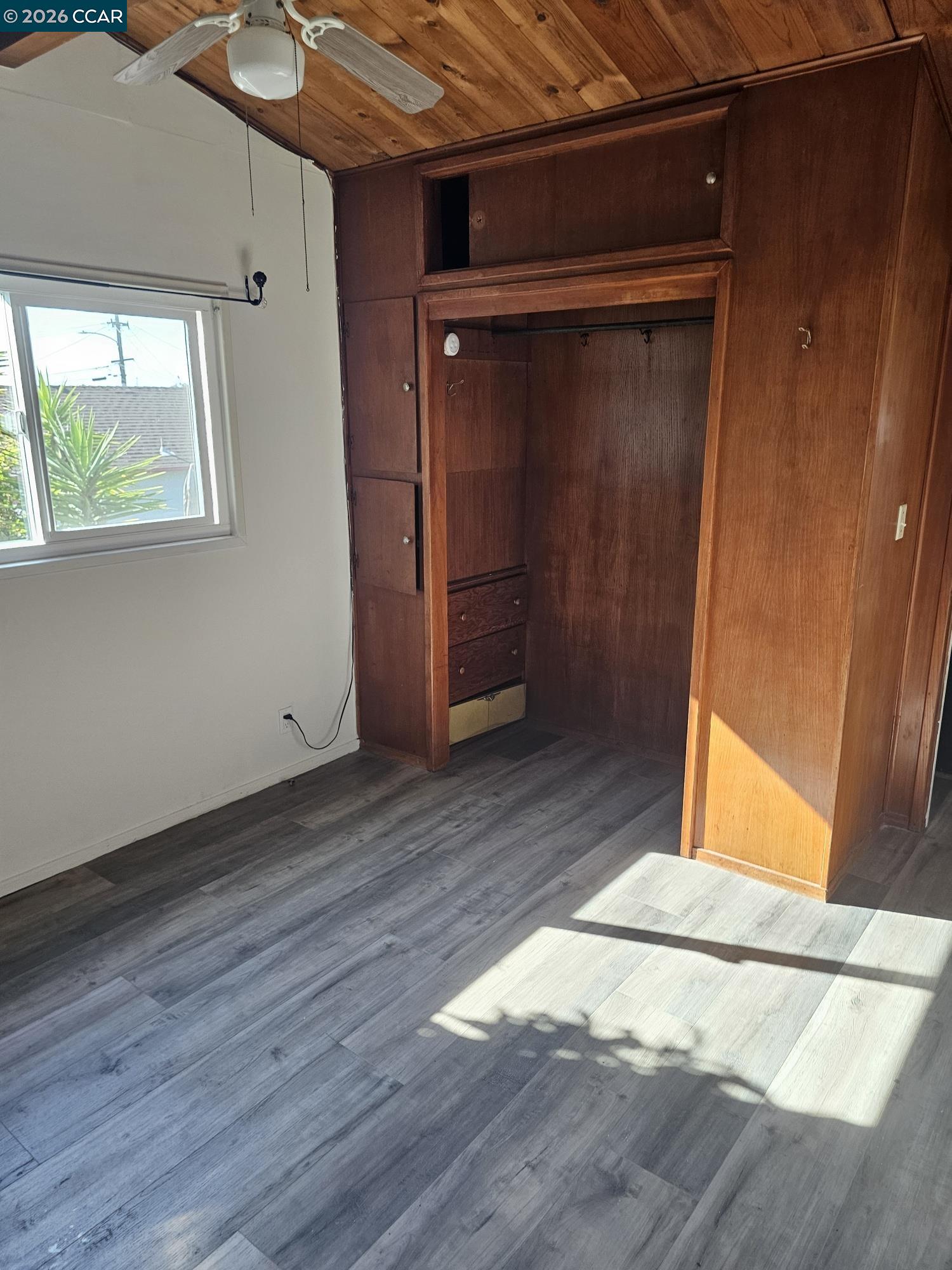 Detail Gallery Image 34 of 39 For 950 Kelvin Ct, El Sobrante,  CA 94803 - 3 Beds | 1 Baths