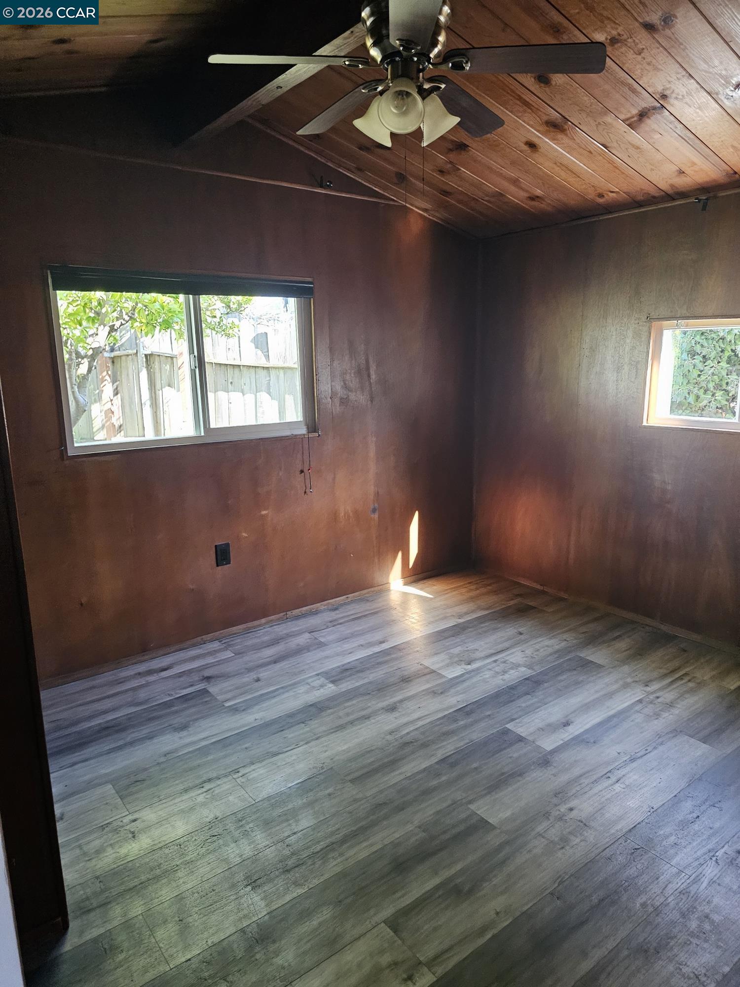 Detail Gallery Image 35 of 39 For 950 Kelvin Ct, El Sobrante,  CA 94803 - 3 Beds | 1 Baths